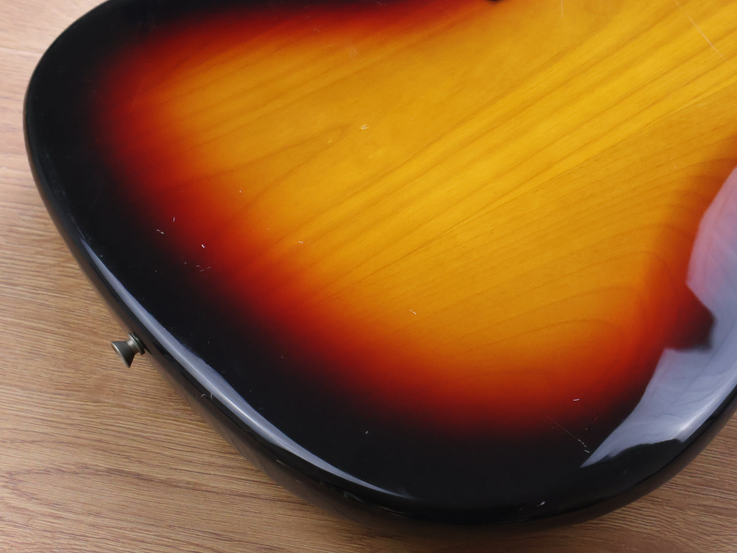 2002 Fender Japan ‘62 Reissue Active Watanabe Jazz Bass (Sunburst)