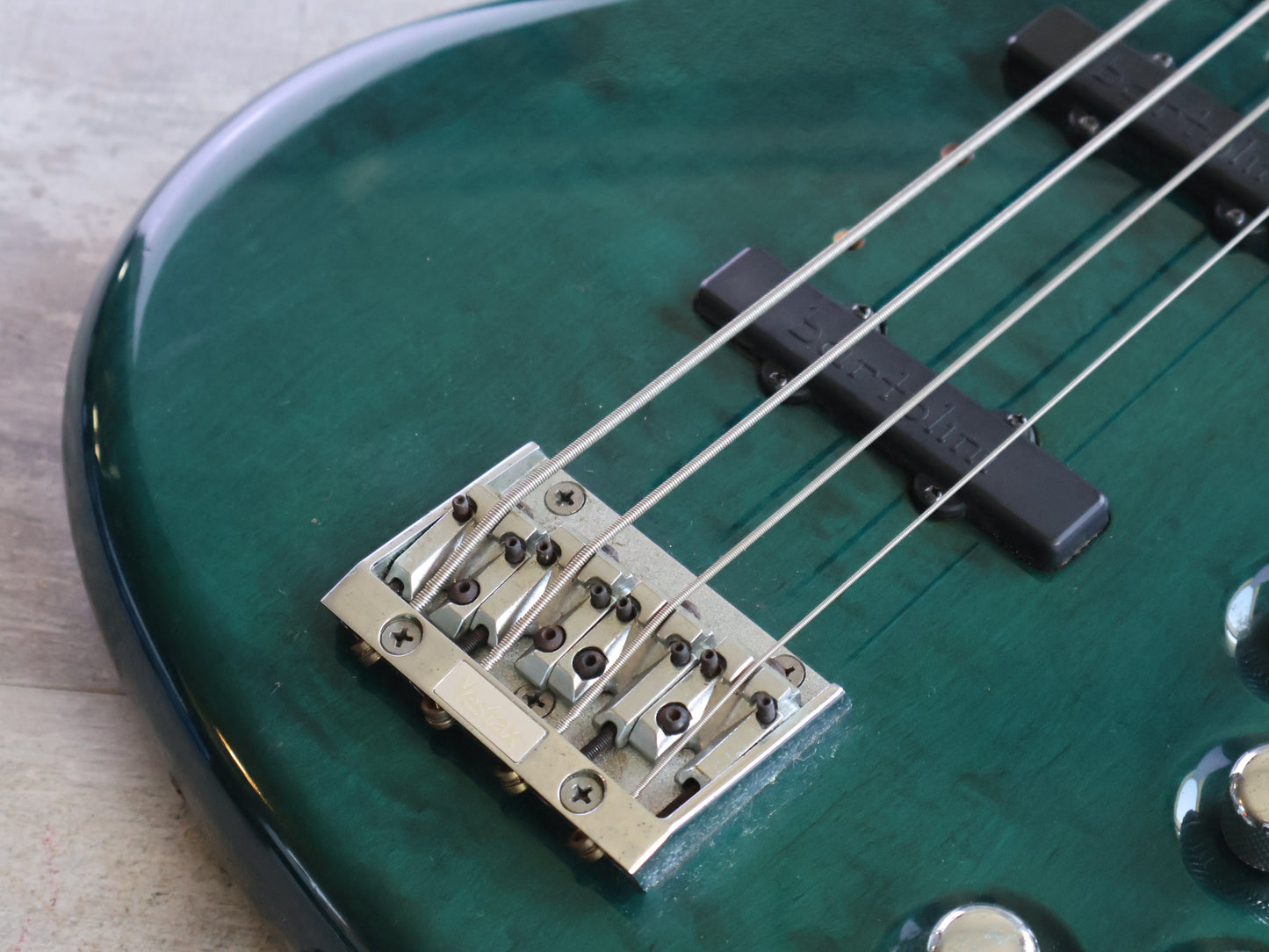 1990's Vestax Japan BV-2 JJ Fretless Bass w/Bartolini's (Transparent Green)