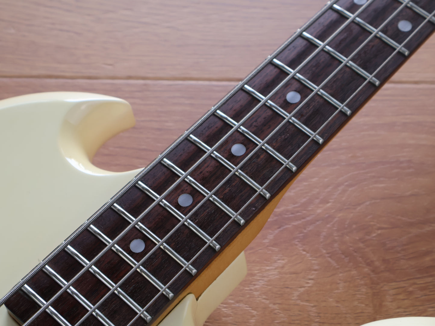 1987 BC Rich Japan NJ Series MB-20 Mockingbird Bass w/Varitone (Vintage White)