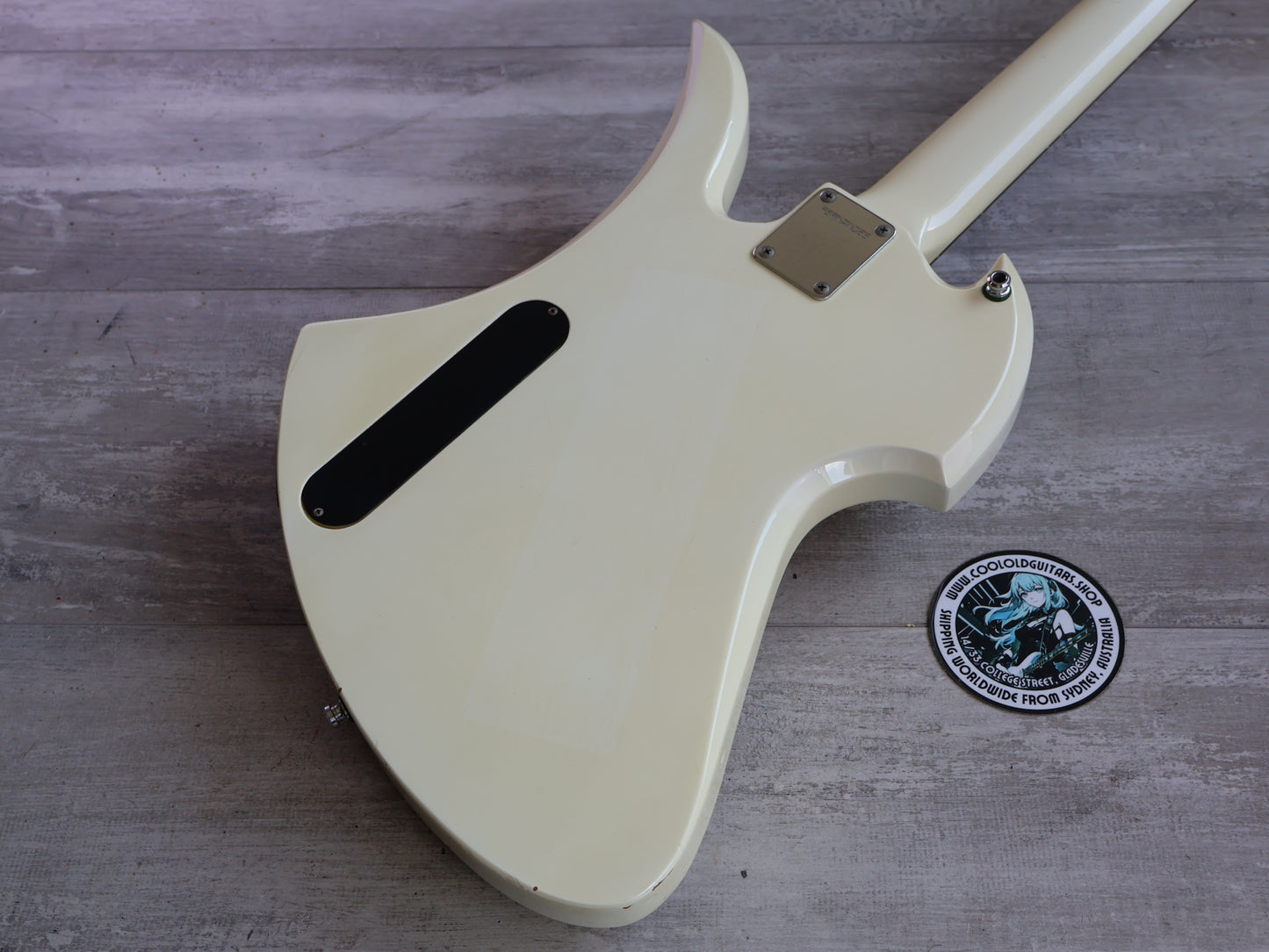 1991 Fernandes Japan MB-65 Mockingbird Bass Guitar (White)