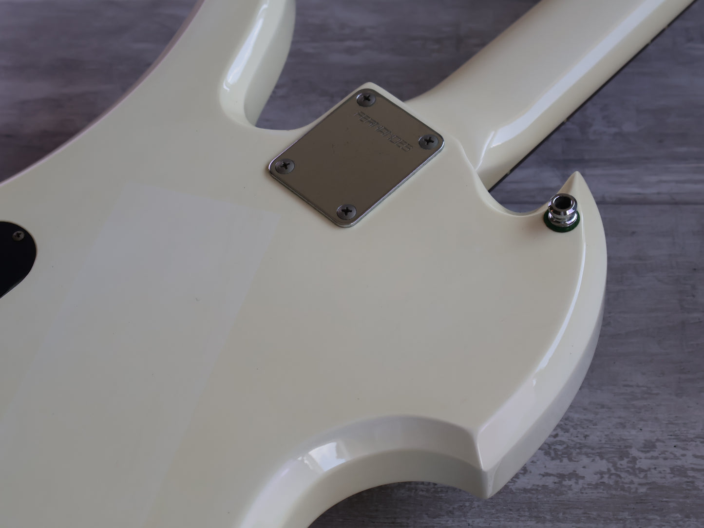 1991 Fernandes Japan MB-65 Mockingbird Bass Guitar (White)