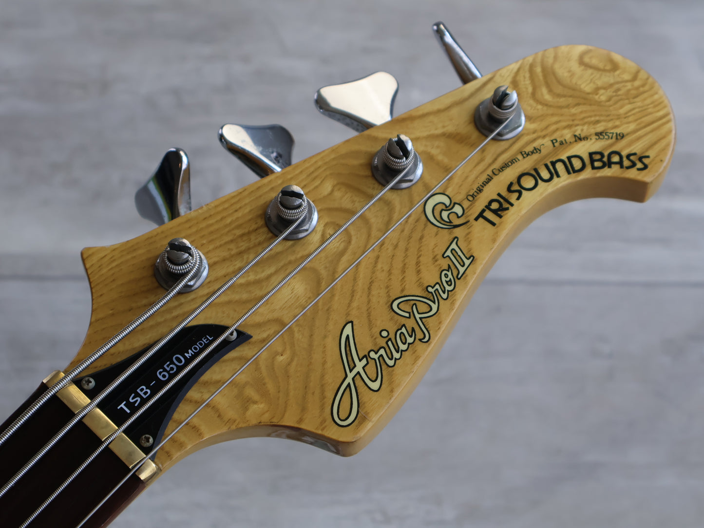 1979 Aria Pro II TSB-650 Tri-Sound Series Neckthrough Bass (Natural)