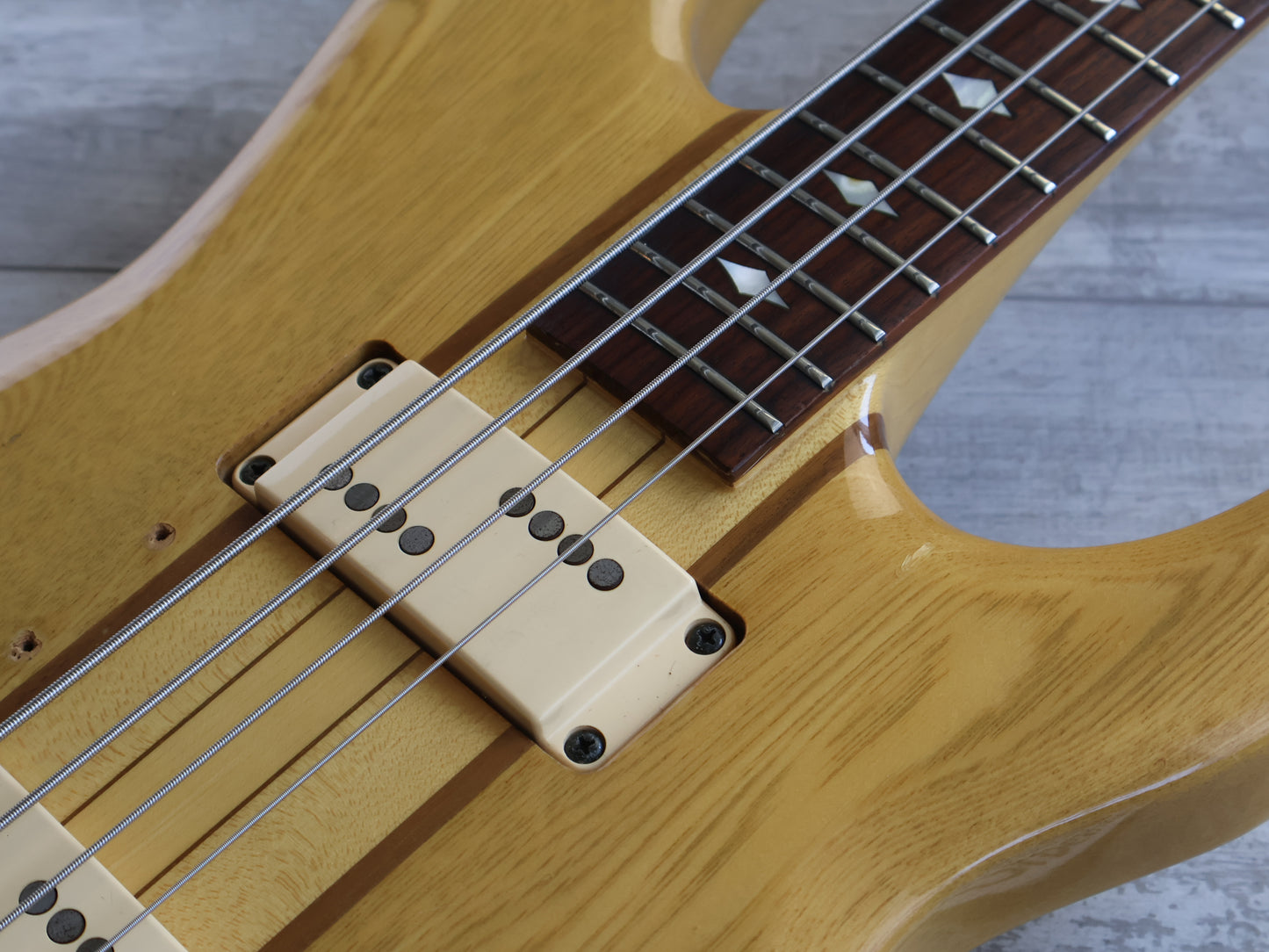 1979 Aria Pro II TSB-650 Tri-Sound Series Neckthrough Bass (Natural)