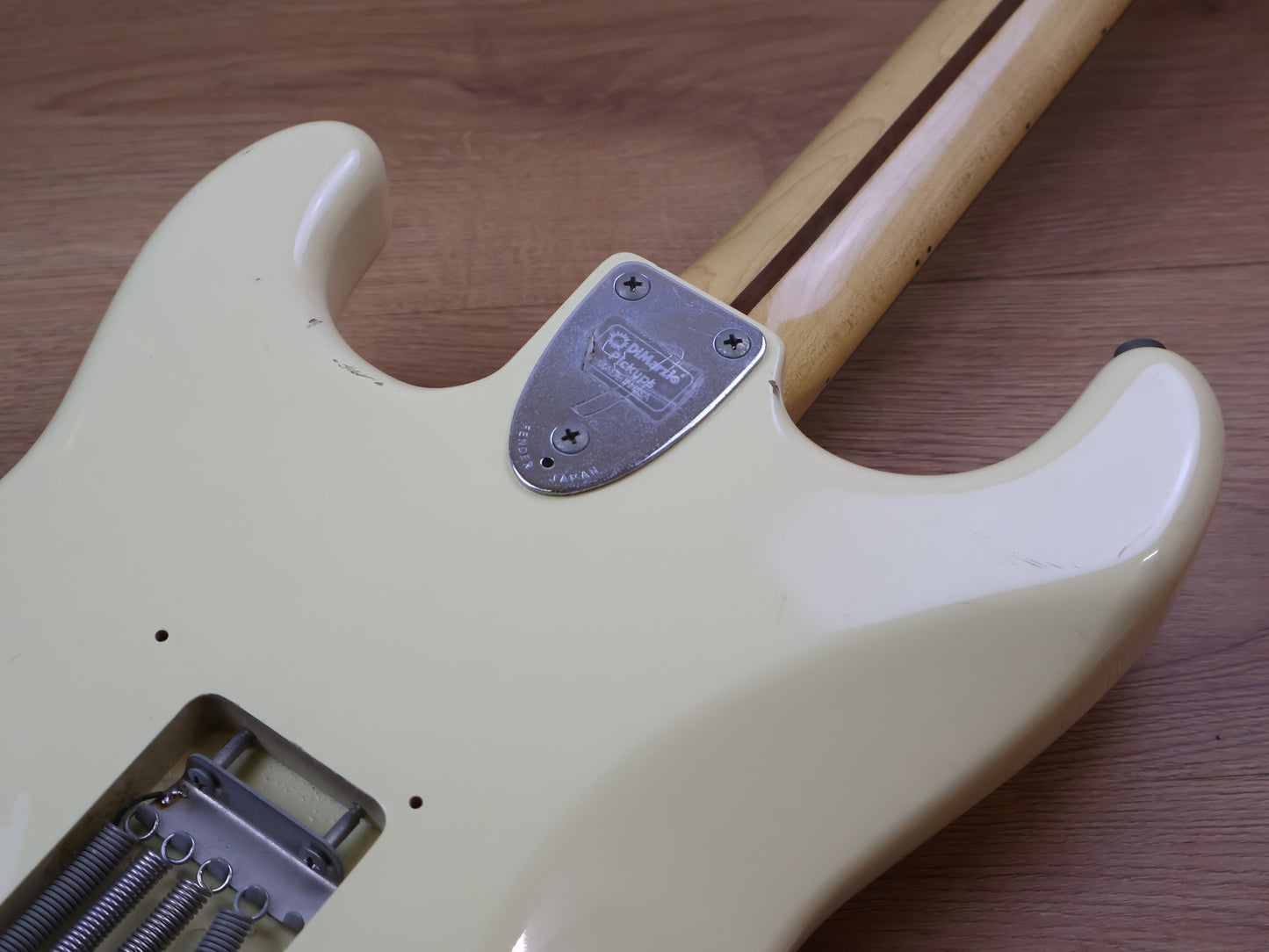 1989 Fender Japan '72 Reissue Scalloped Stratocaster (Aged White)