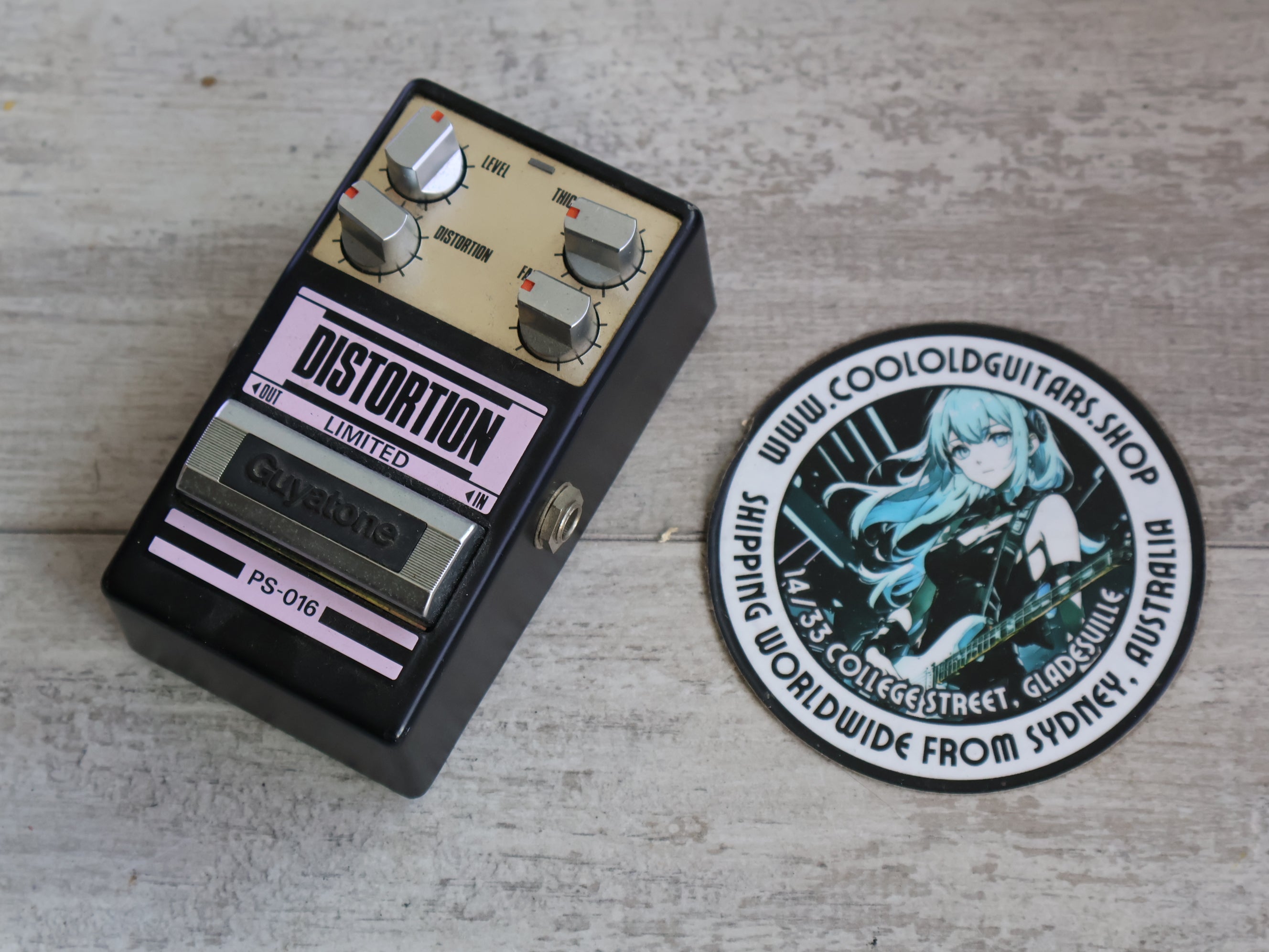 Guyatone – Cool Old Guitars