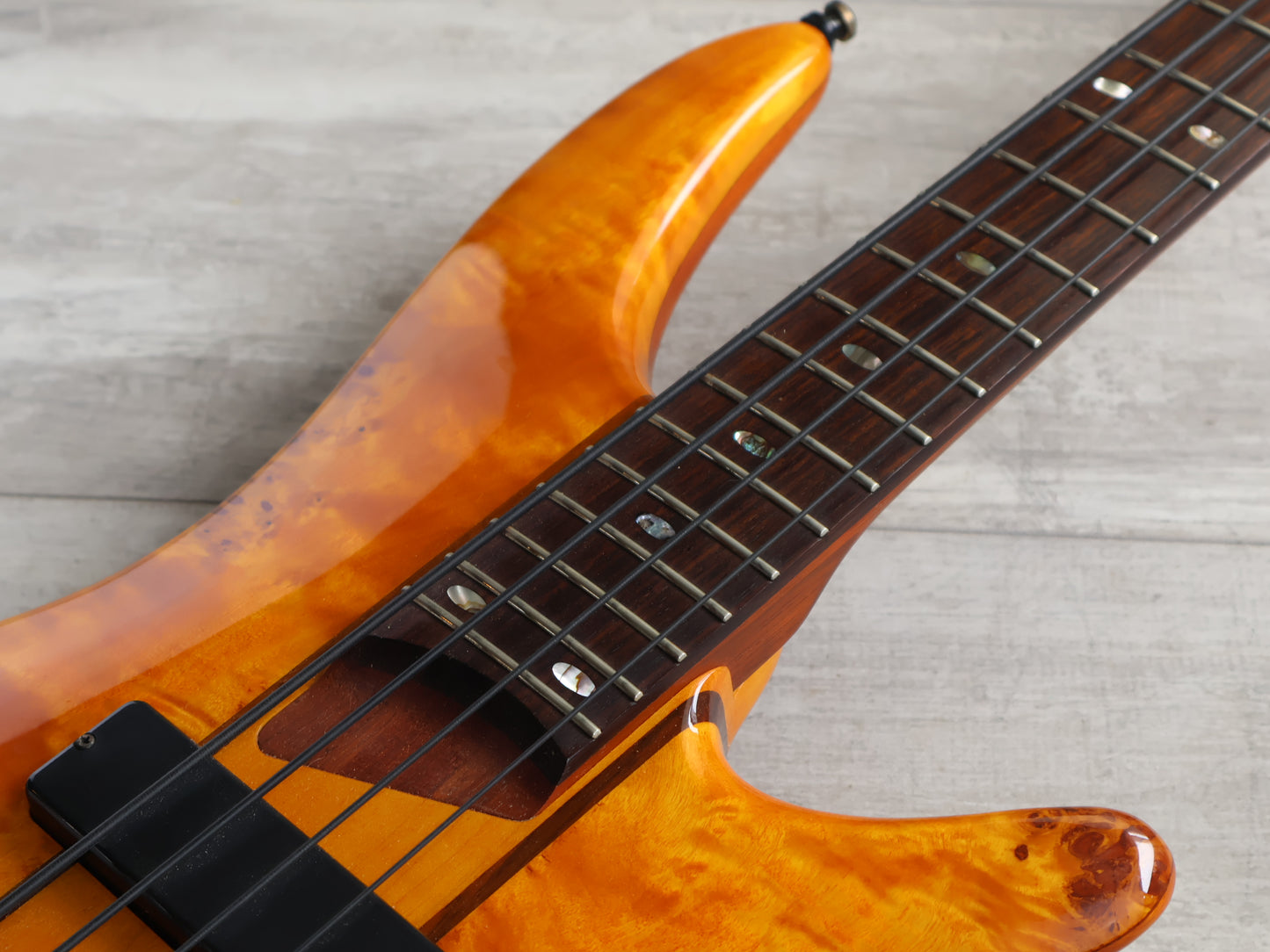2013 Ibanez SR800 Electric Bass Guitar (Burl Amber)