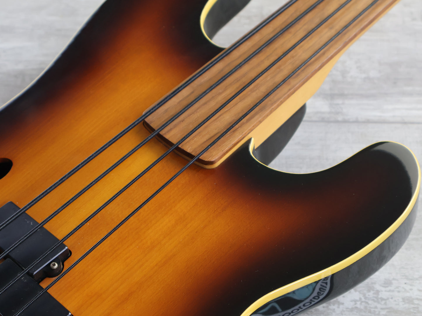 1991 Fender Japan PBAC-100FL Fretless Thinline Electric/Acoustic Precision Bass (Sunburst)