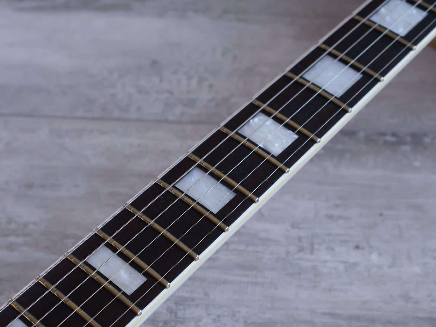 1997 Orville (Gibson) Japan LPC-75 '60's Reissue Les Paul Custom (White)