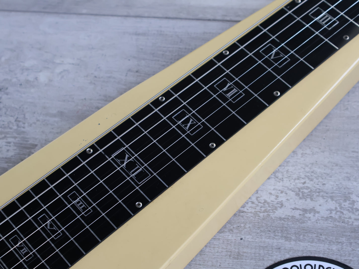 1960's Guyatone Japan Model HG-46B 6-String Lap Steel Guitar (Cream)