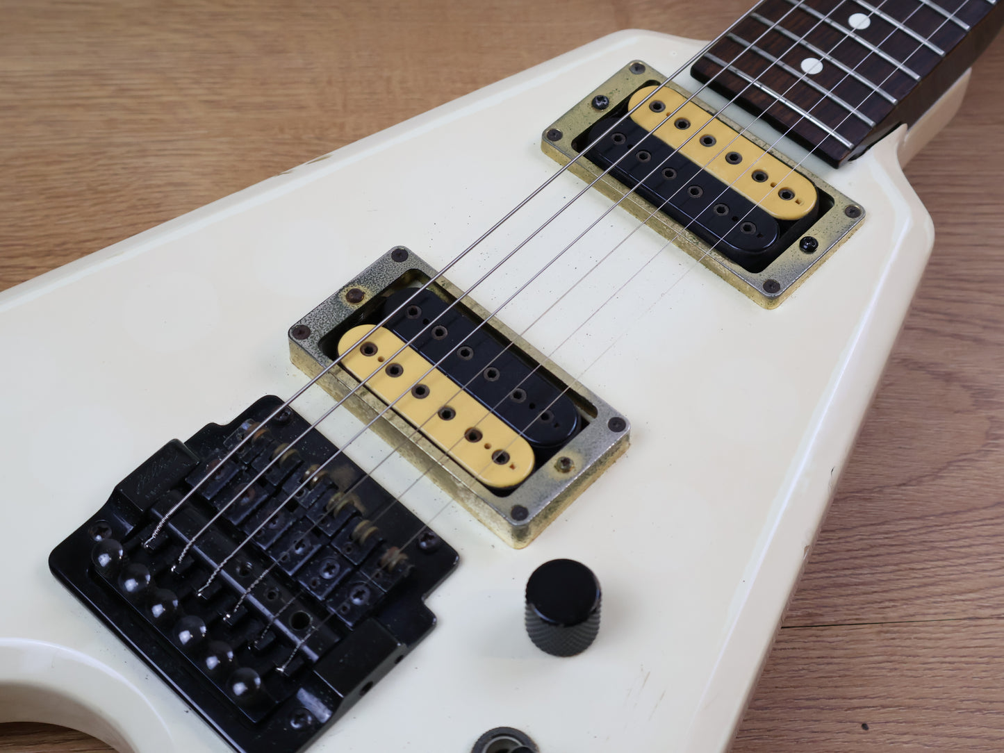 1984 Greco Japan MTV-80 Flying V w/Kahler (White)