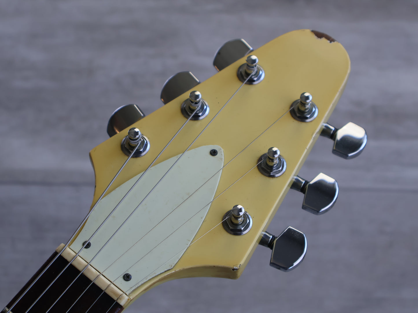 1981 Greco Japan FV-600 Flying V (Vintage White)