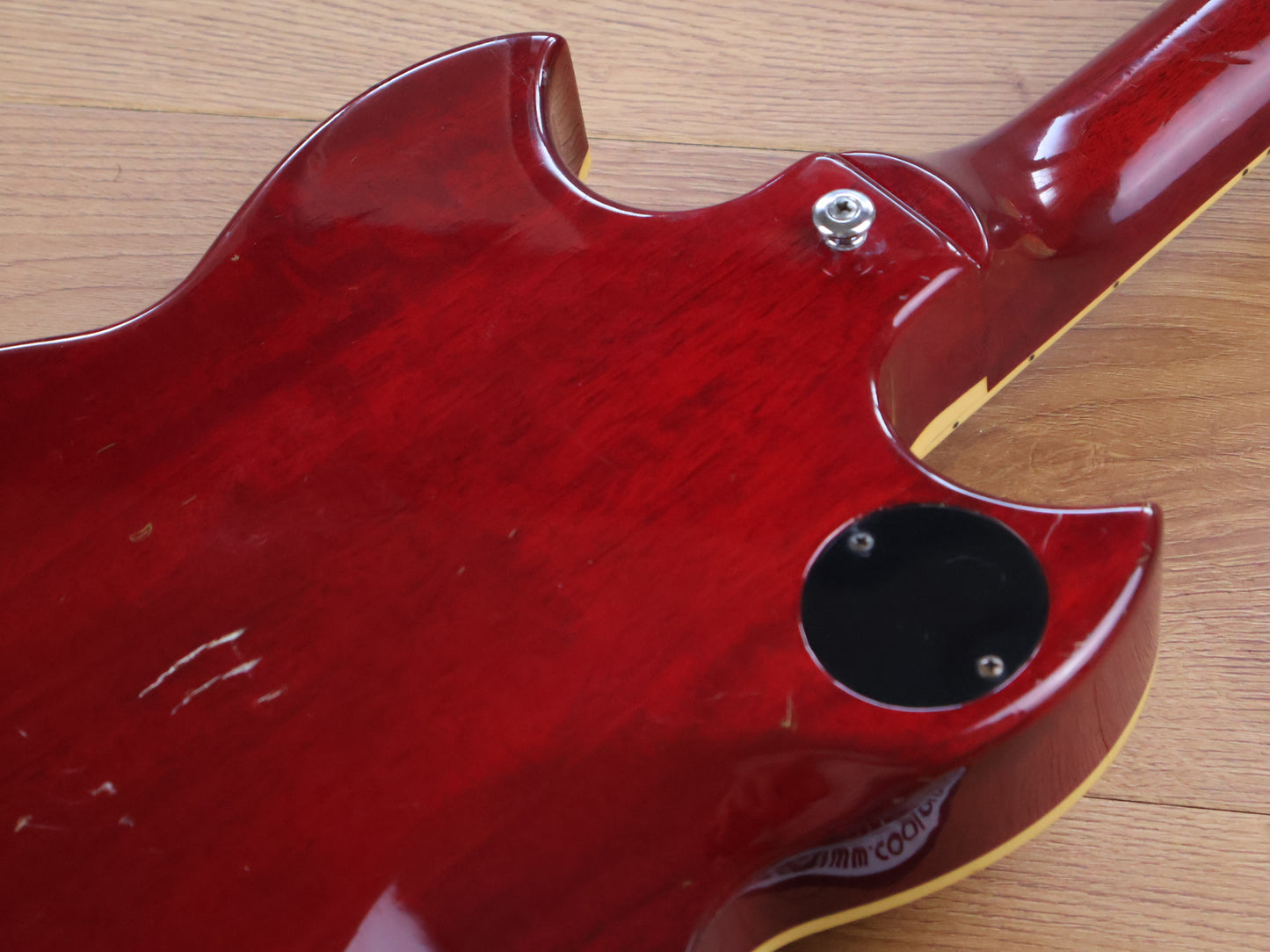 1977 Yamaha Japan SG-700 Double Cutaway (Cherry Sunburst)