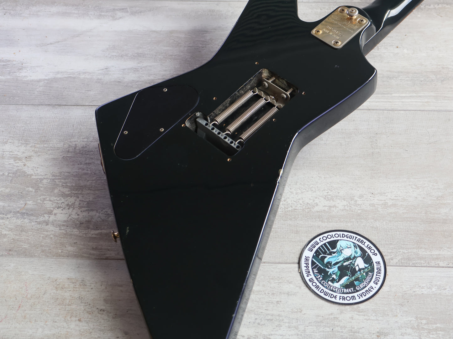 1983 Aria Pro II Japan ZZ Deluxe Explorer (Black/Red)