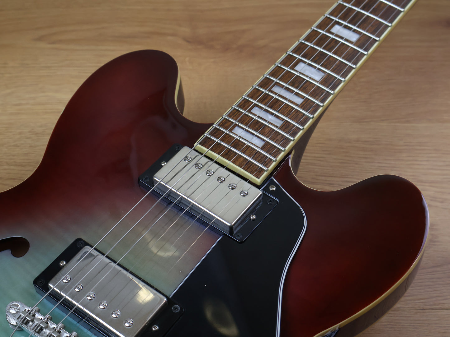 Epiphone ES-335 Semi Hollowbody (Figured Blueberry Burst)