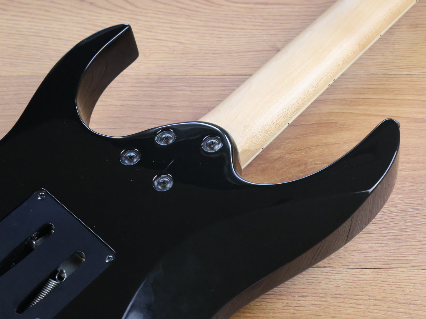 2008 Ibanez GRG170DX HSH Superstrat (Black)