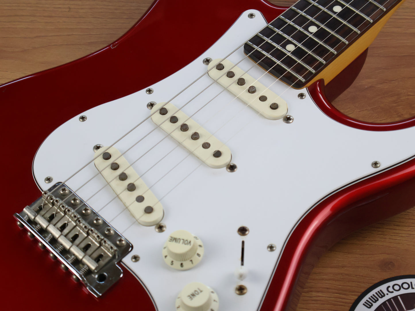 2014 Cool Z Japan ZST-1R Stratocaster (Candy Apple Red)