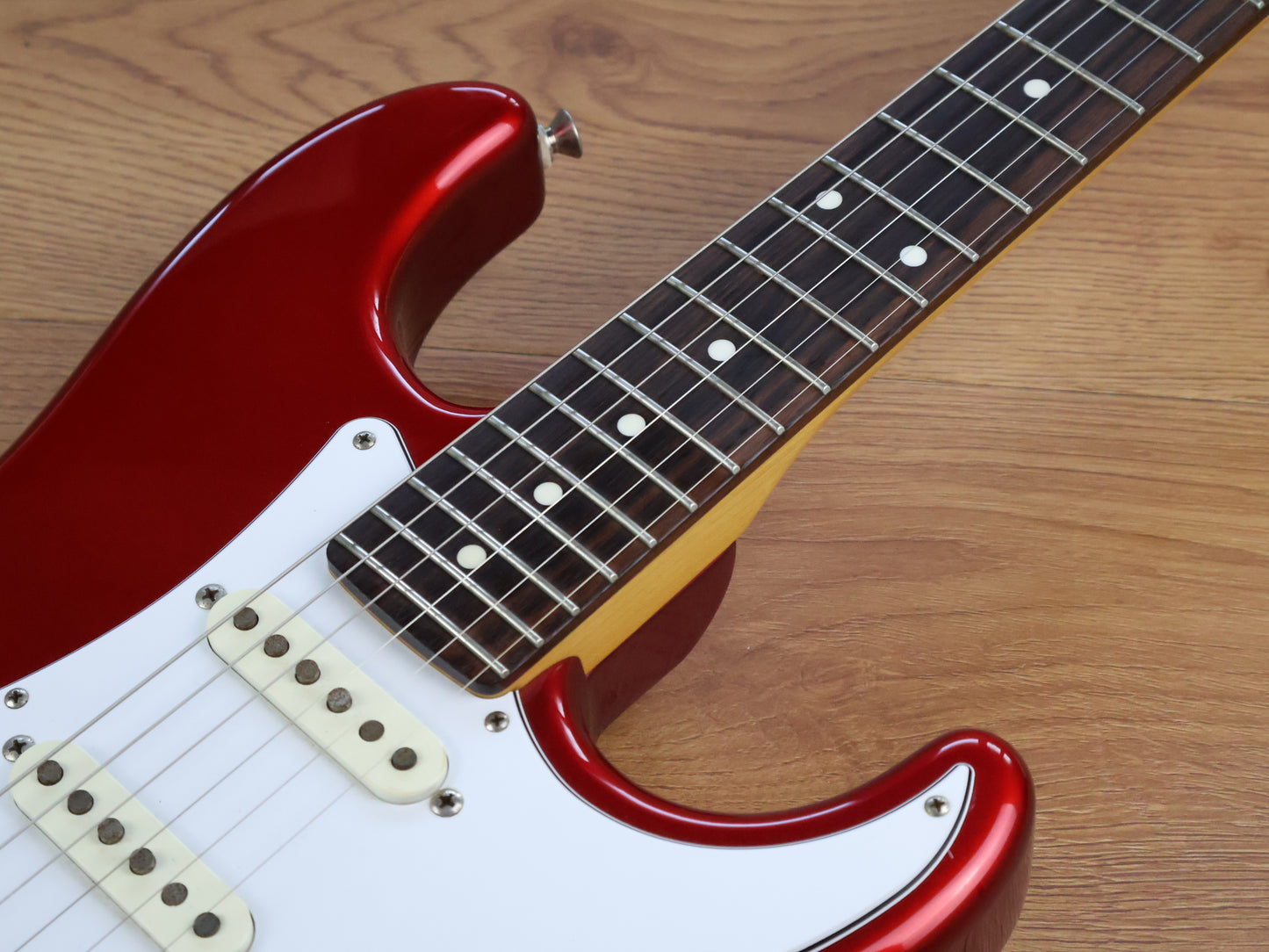 2014 Cool Z Japan ZST-1R Stratocaster (Candy Apple Red)
