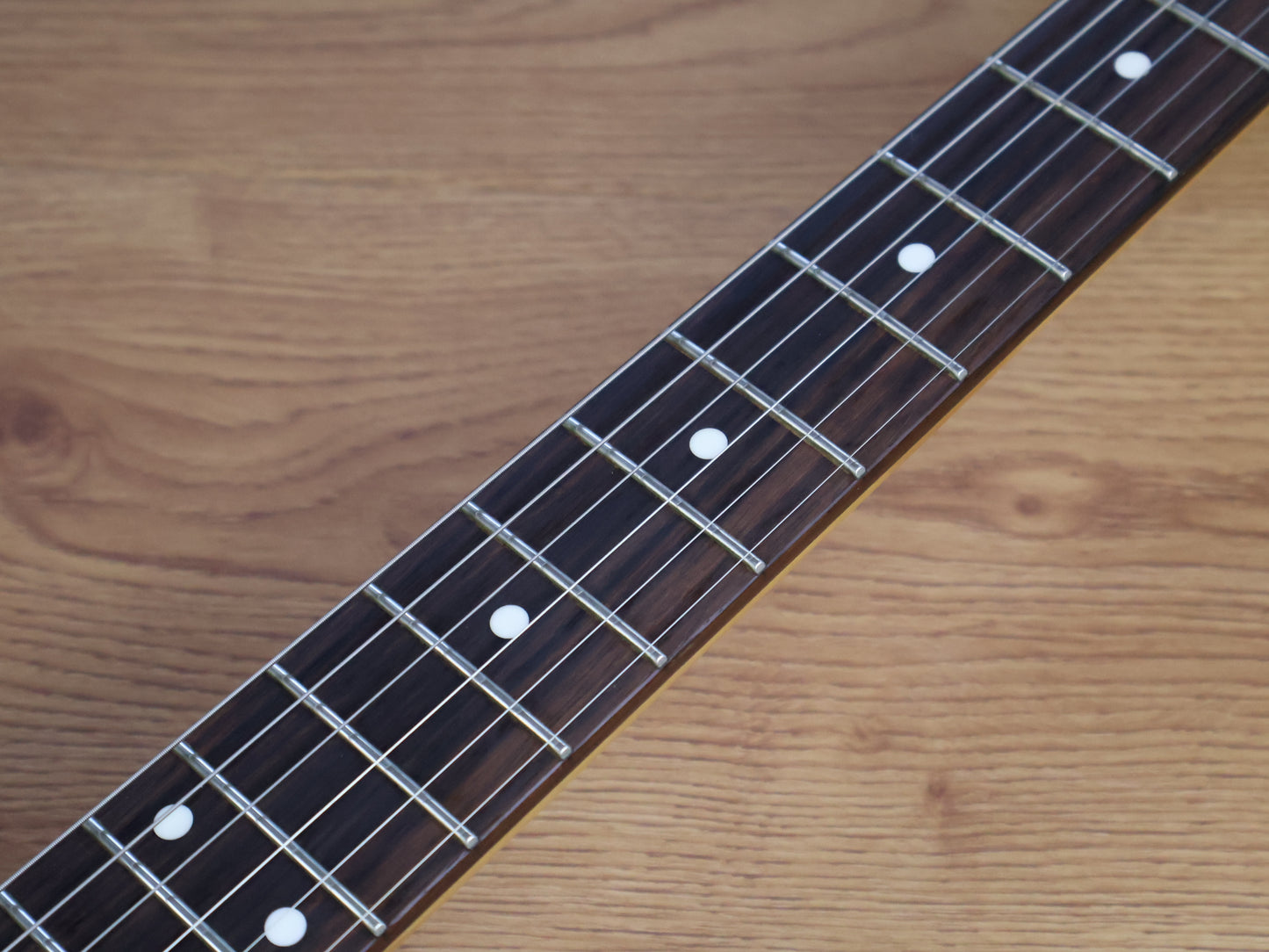 2014 Cool Z Japan ZST-1R Stratocaster (Candy Apple Red)