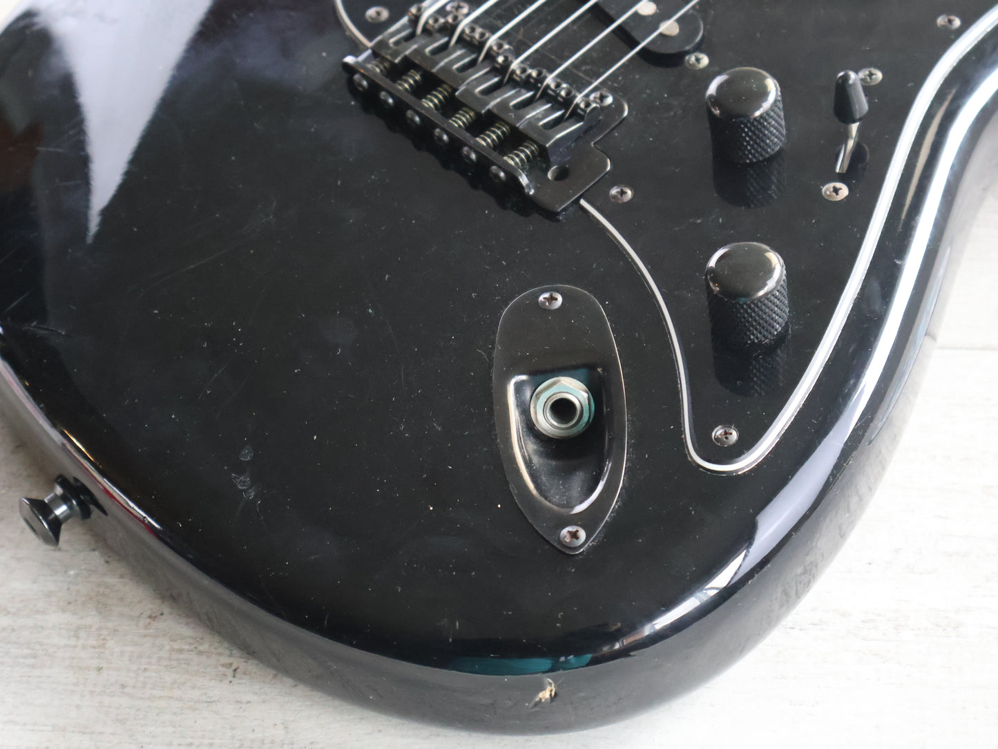 1989 Yamaha Japan MG111 26 Fret Electric Guitar (Black)