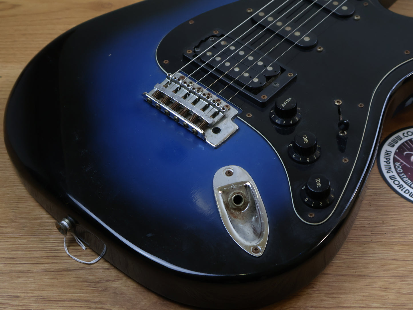 Tomson Black/Blue Burst Stratocaster