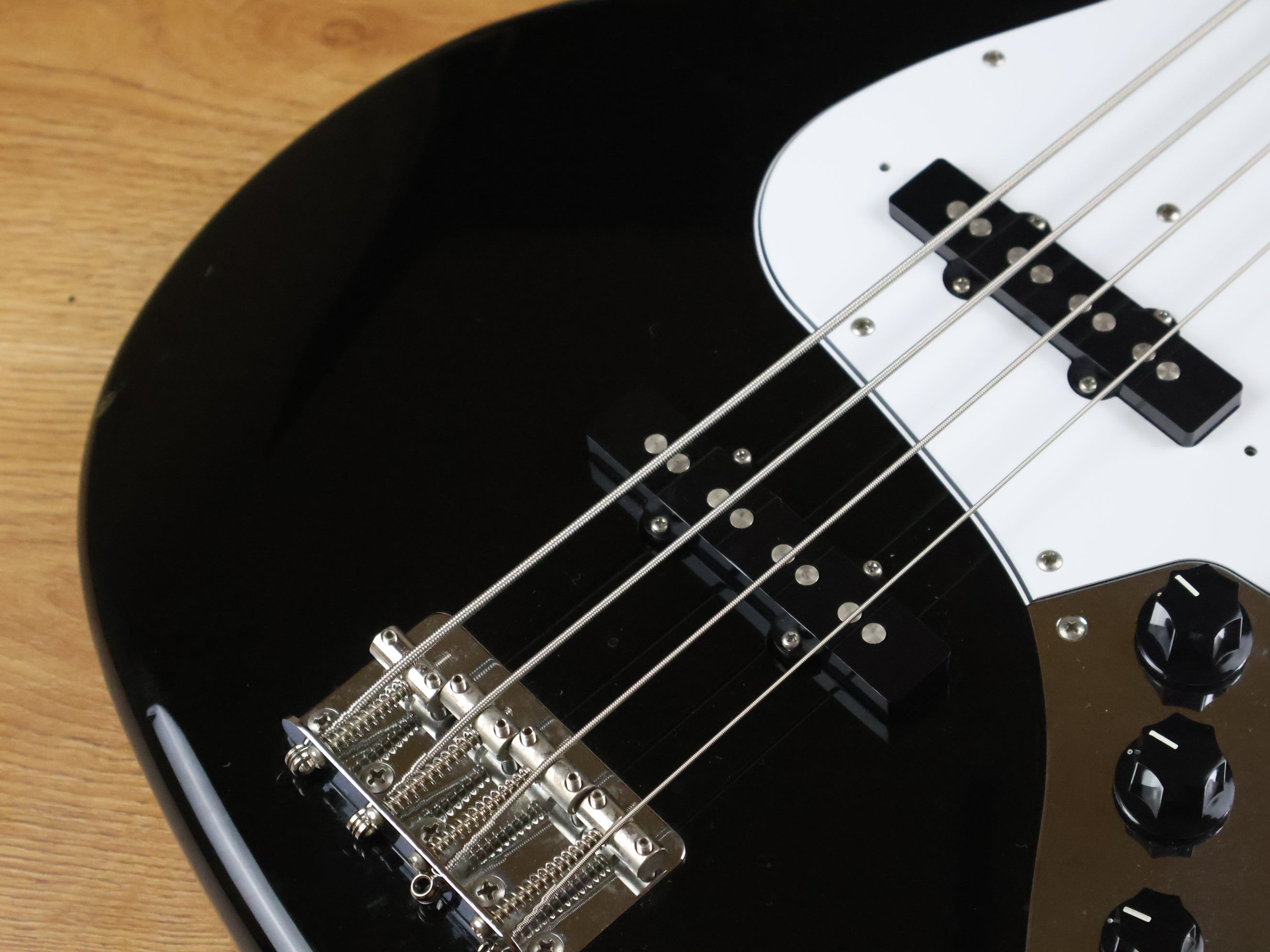 2010 Fender Japan JB-STD Jazz Bass Standard (Black) – Cool Old Guitars