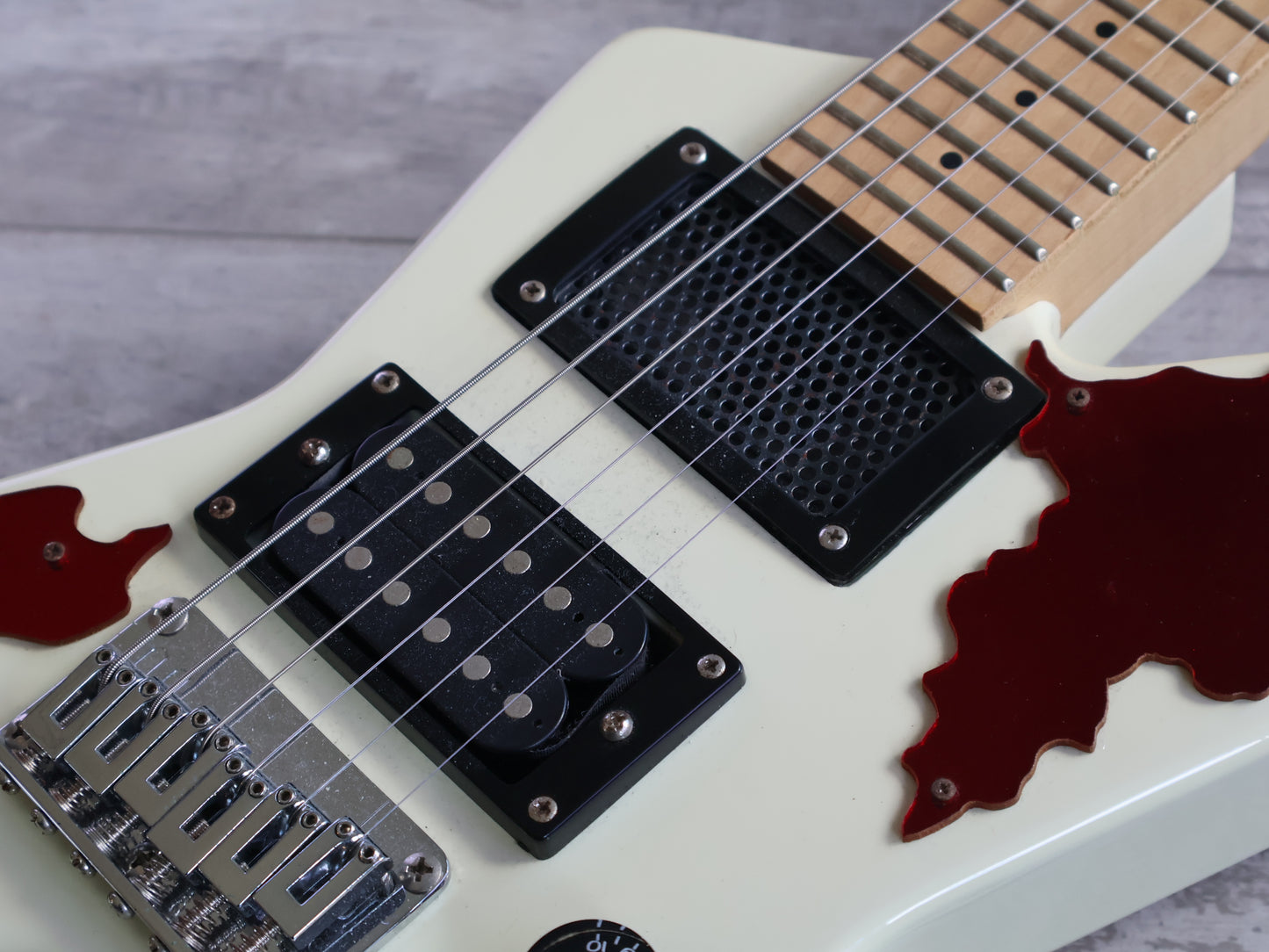 1990's Edwards (by ESP Japan) E-RS-32M Mini Random Star w/Speaker (White)