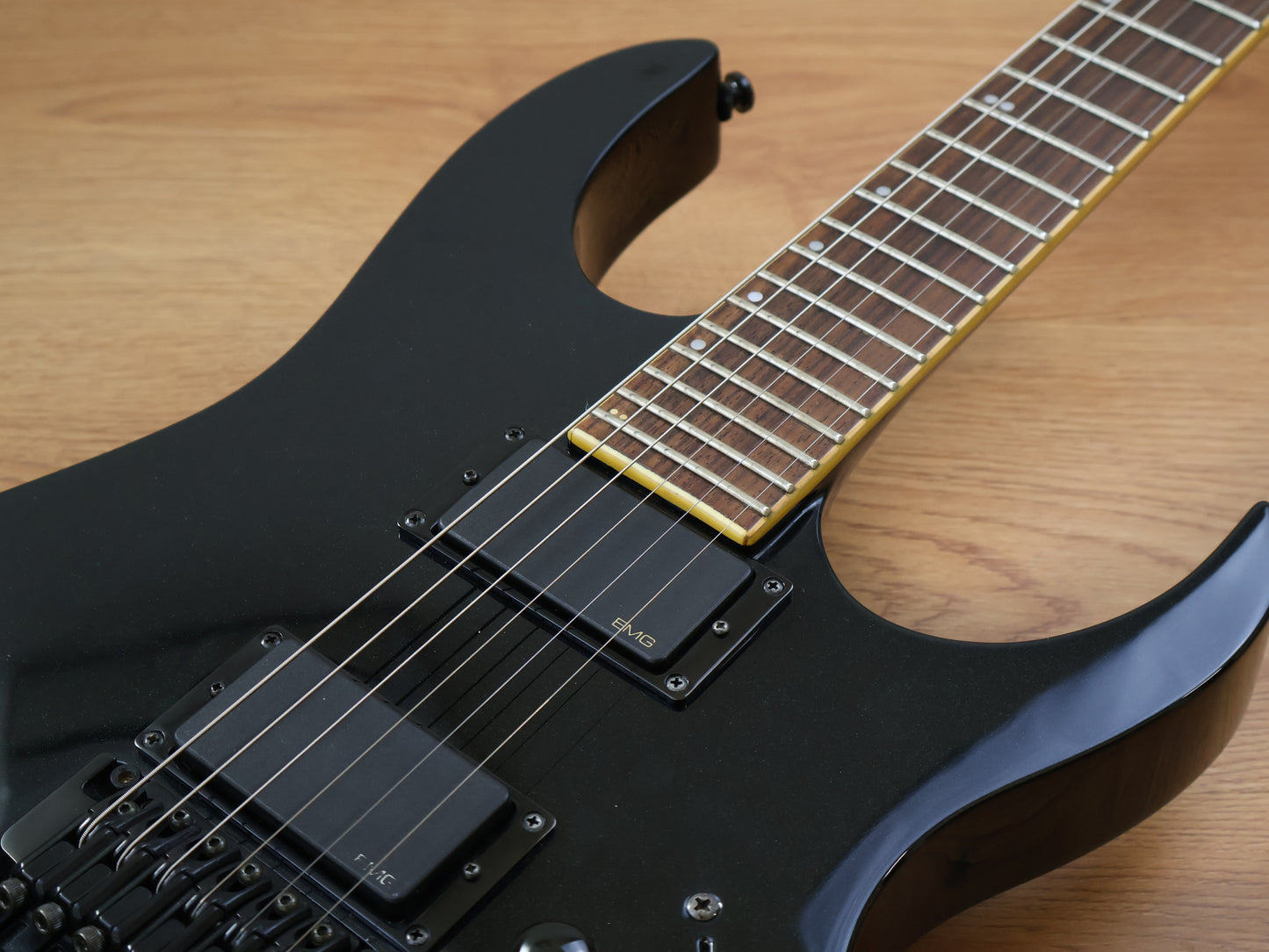2006 Ibanez RGT6EX Neckthrough HH Superstrat w/EMG's