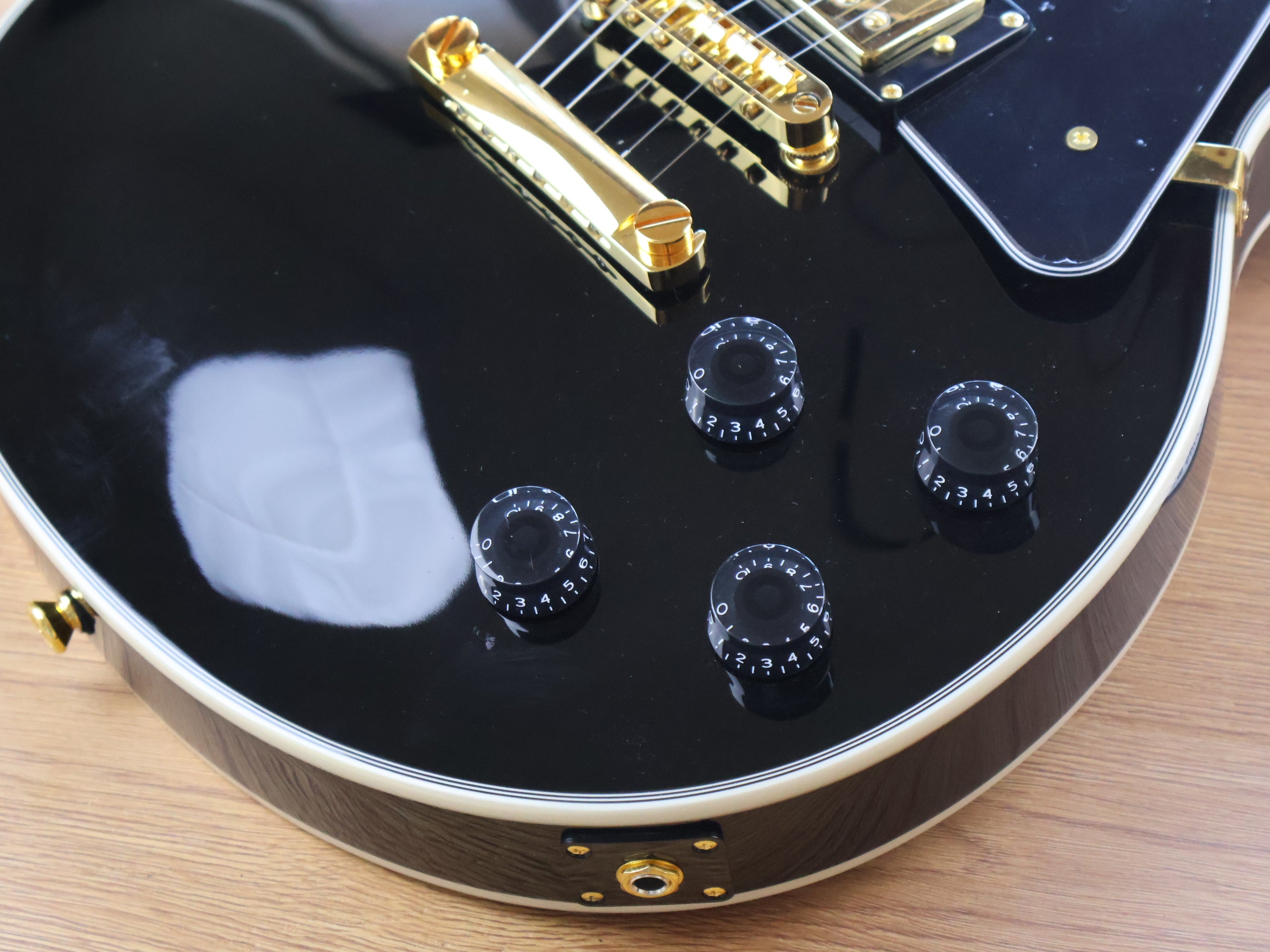 Blitz by Aria Pro II Les Paul Custom (Black) – Cool Old Guitars