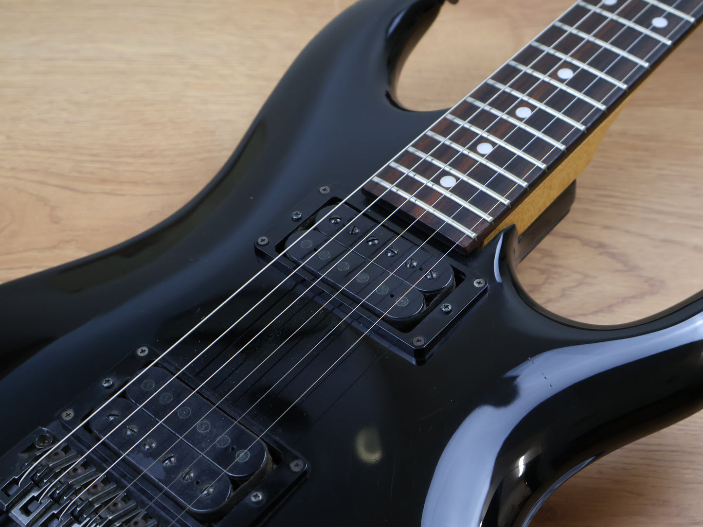 1990 Ibanez Japan 440R Radius Series HH Superstrat (Black)