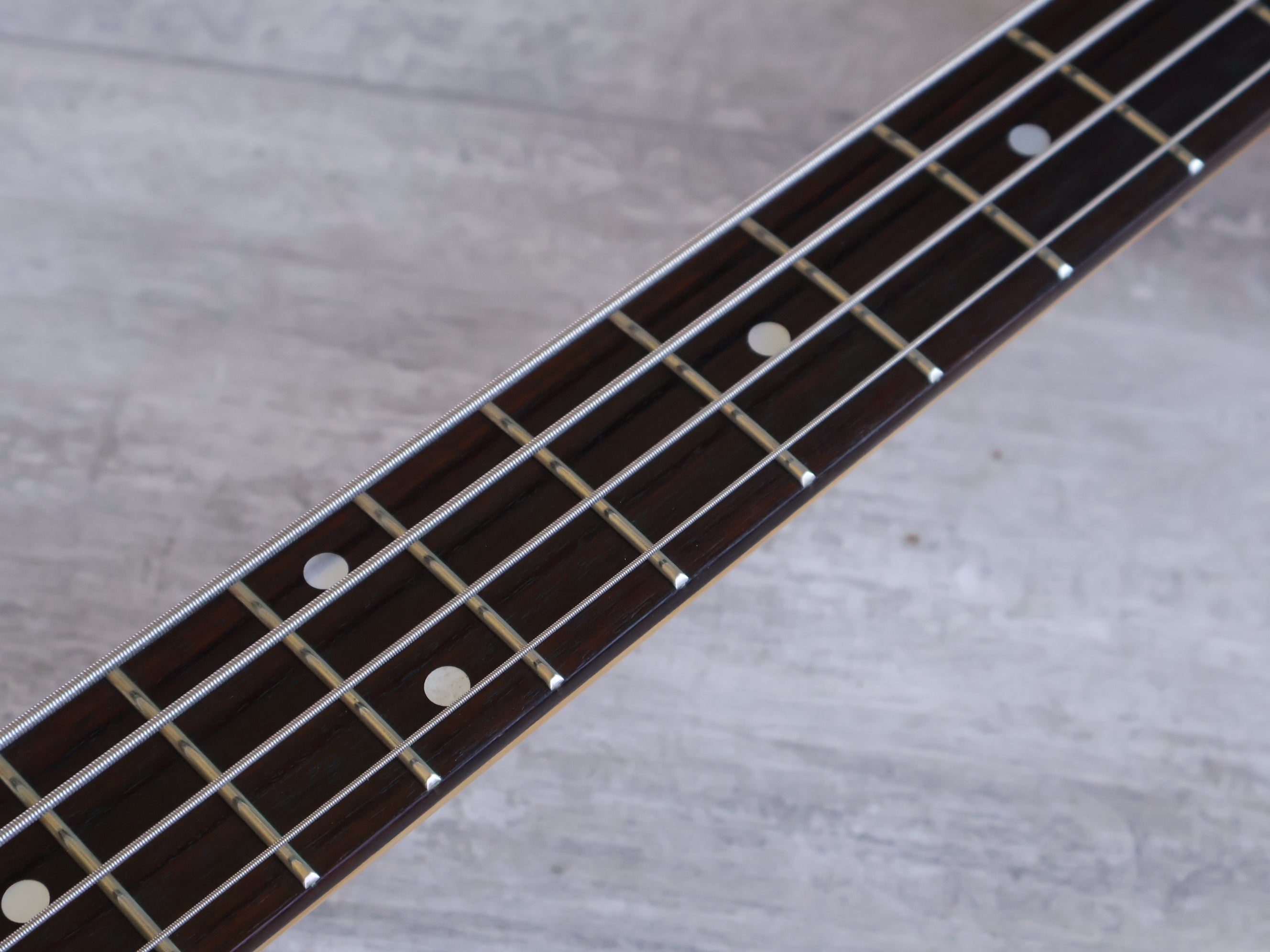 1982 Aria Pro II Japan CSB-380 Cardinal Medium Scale Bass