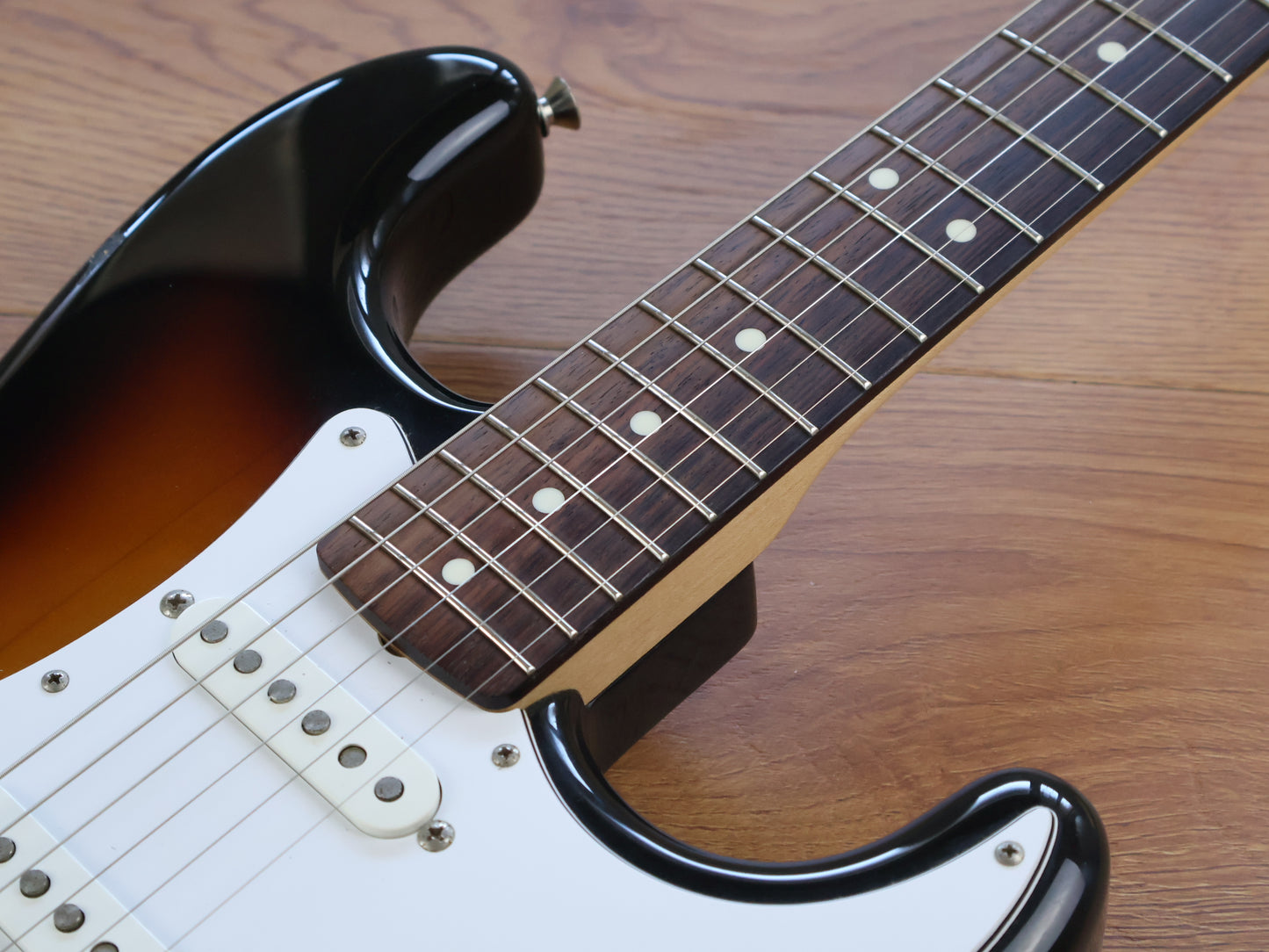 2012 Fender Japan ST-STD Stratocaster Standard (Sunburst)