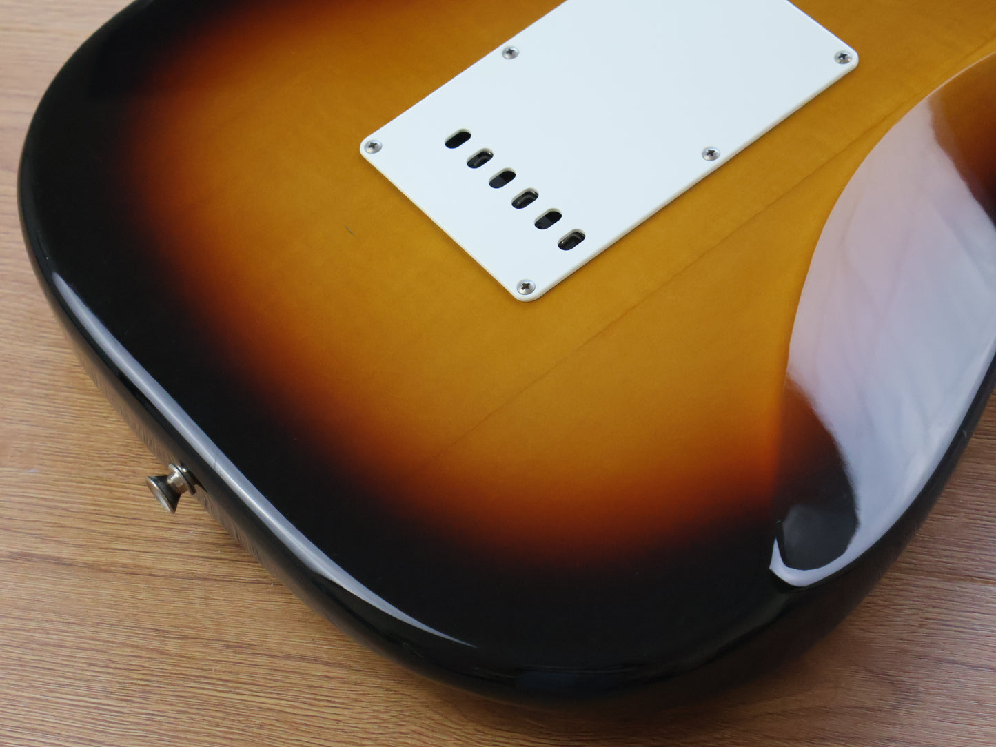 2012 Fender Japan ST-STD Stratocaster Standard (Sunburst)