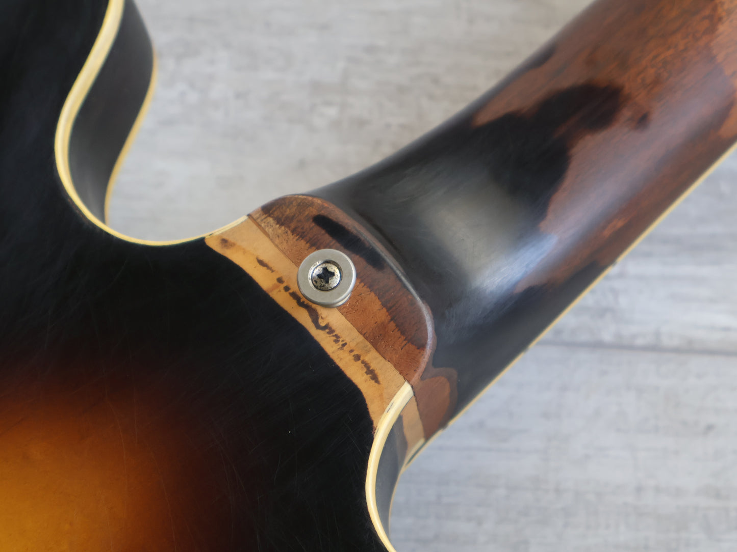 1980 Tokai Japan ES-100 Semi Hollowbody ES-335 (Vintage Sunburst)