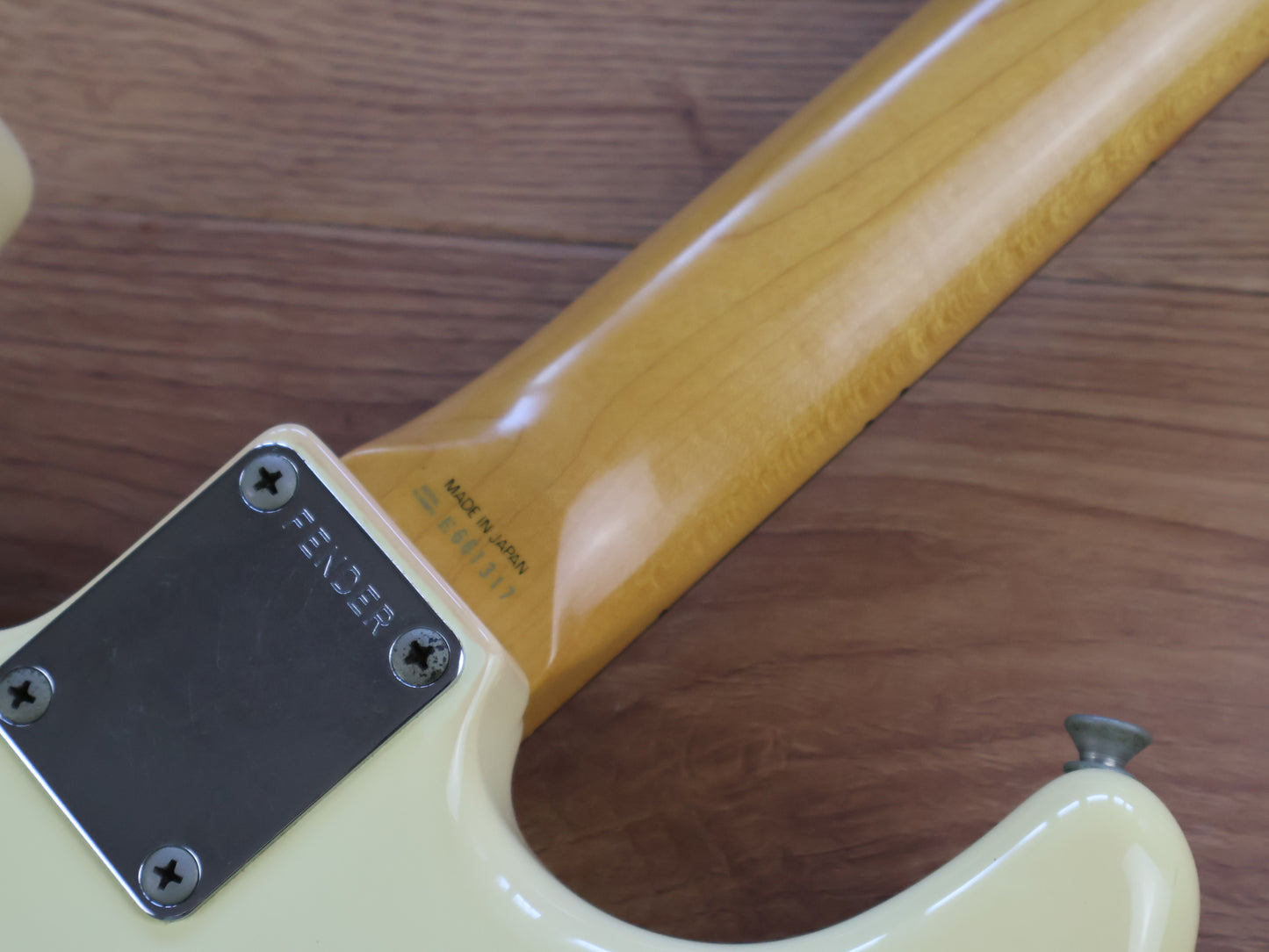 1986 Fender Japan E Series '62 Reissue Stratocaster w/EMG's (Aged White)