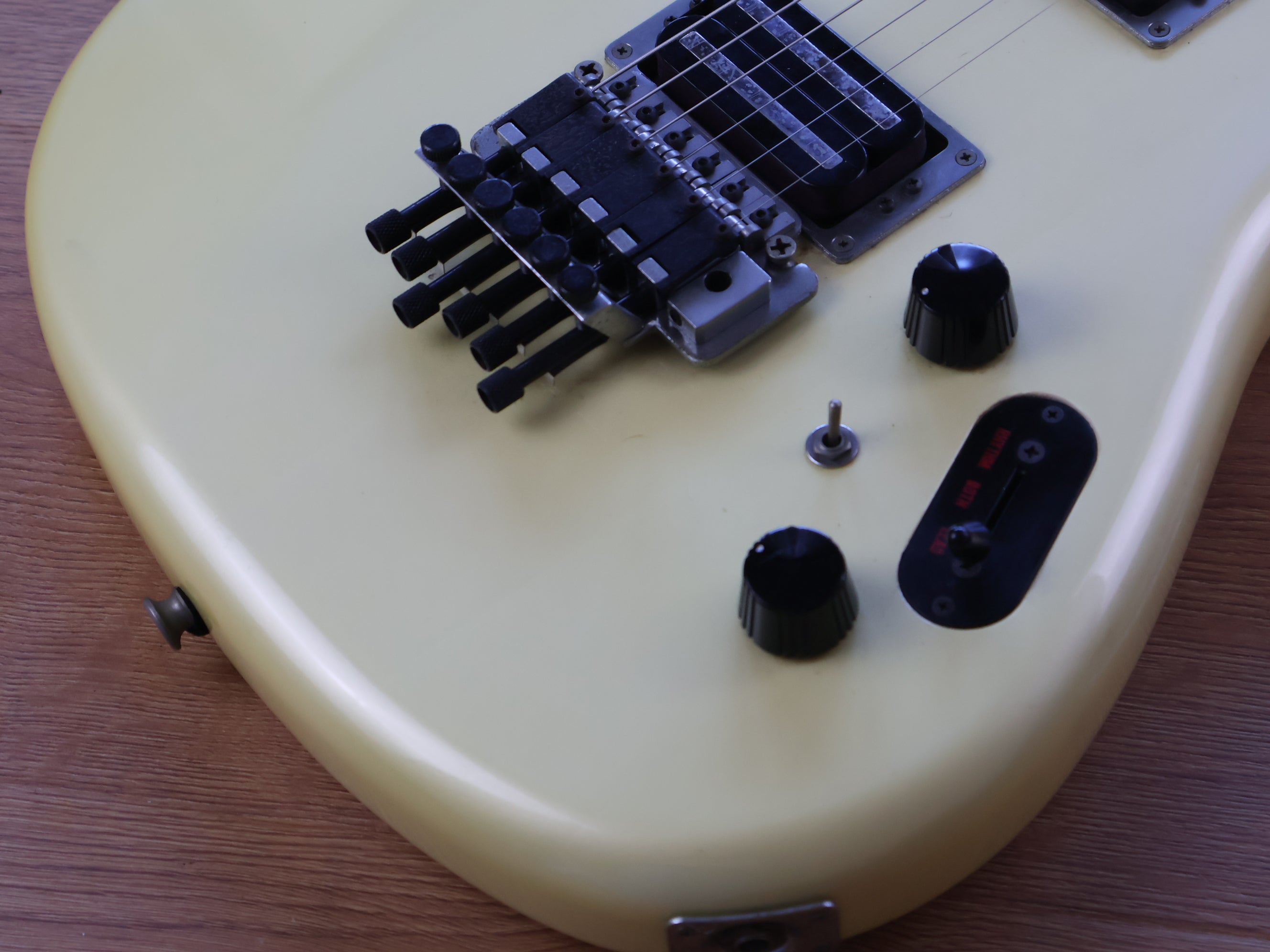 1984 Aria Pro II RS Inazuma HH Superstrat (Aged White) – Cool Old