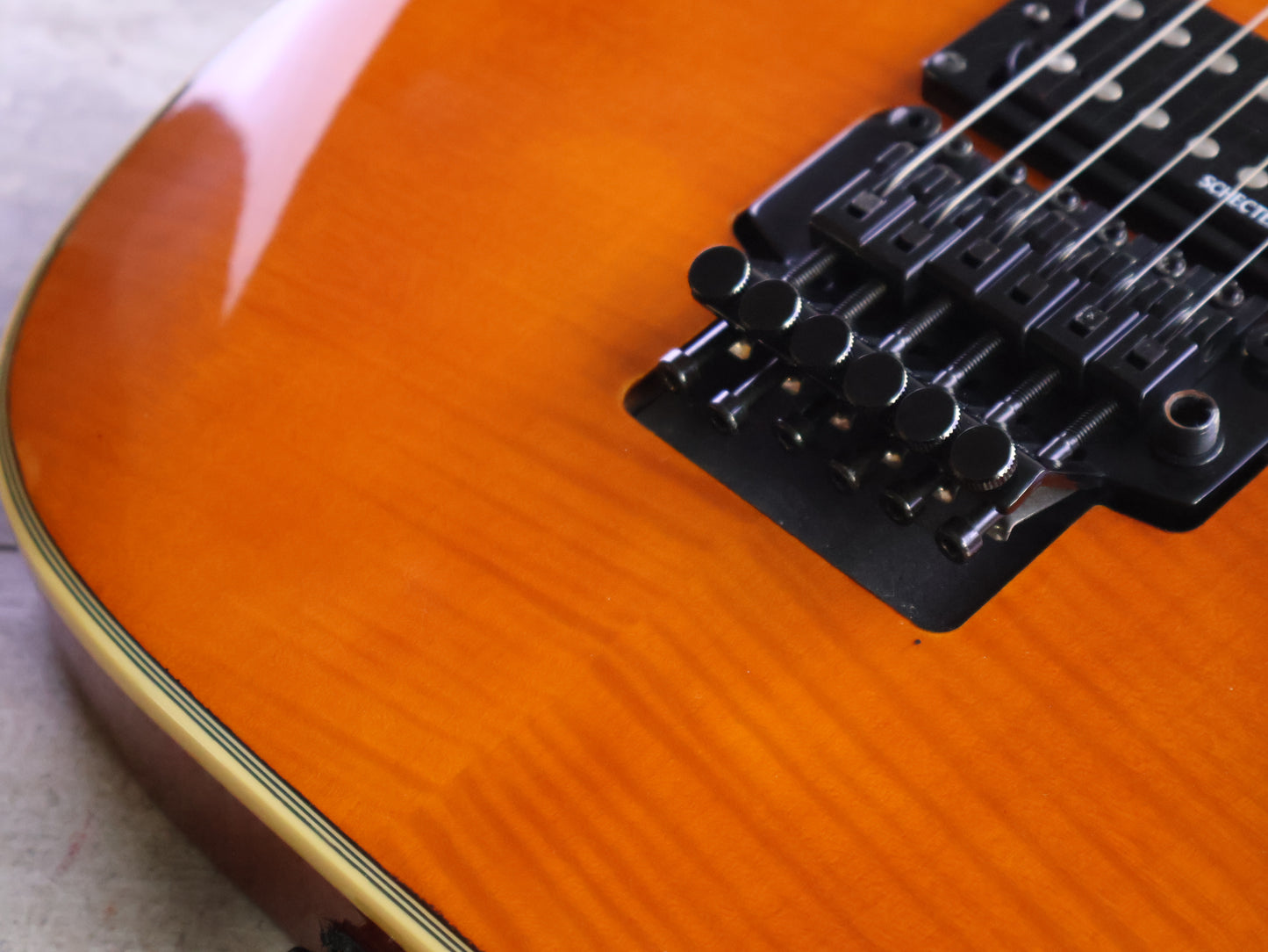 2008 Schecter Sunset Extreme FR HH Superstrat (Amber)