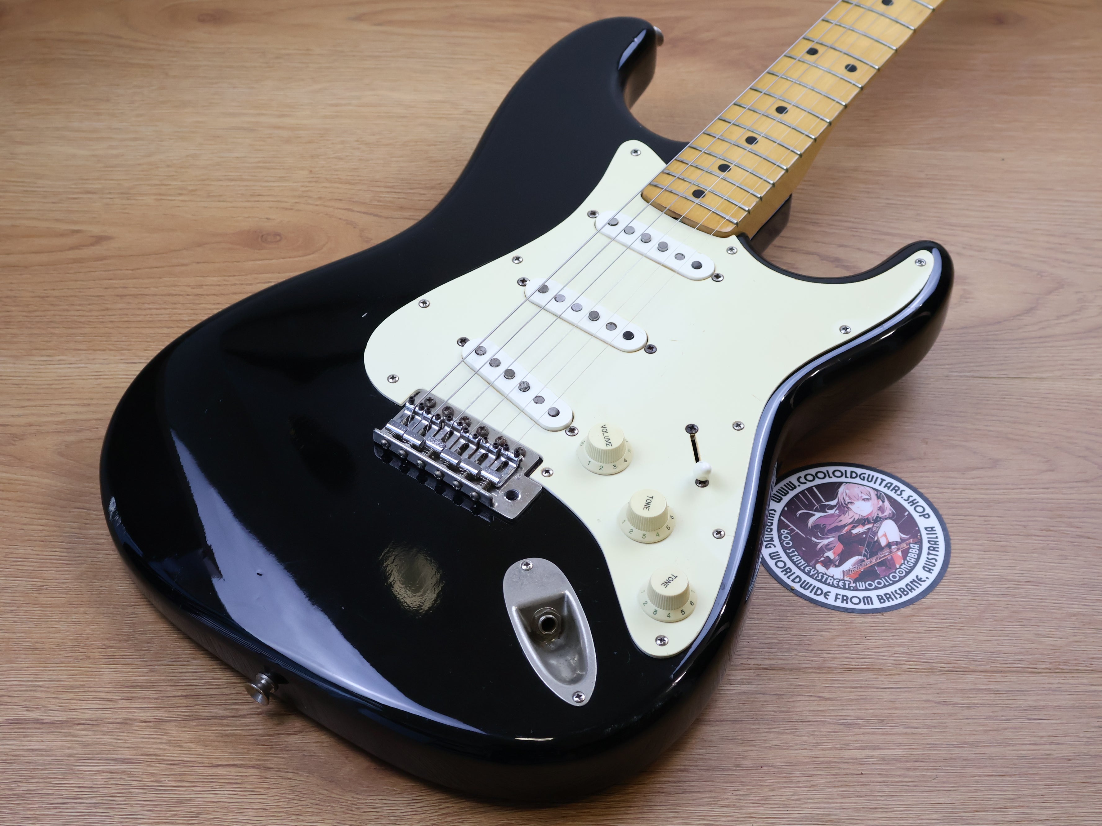 Yamaha – Cool Old Guitars