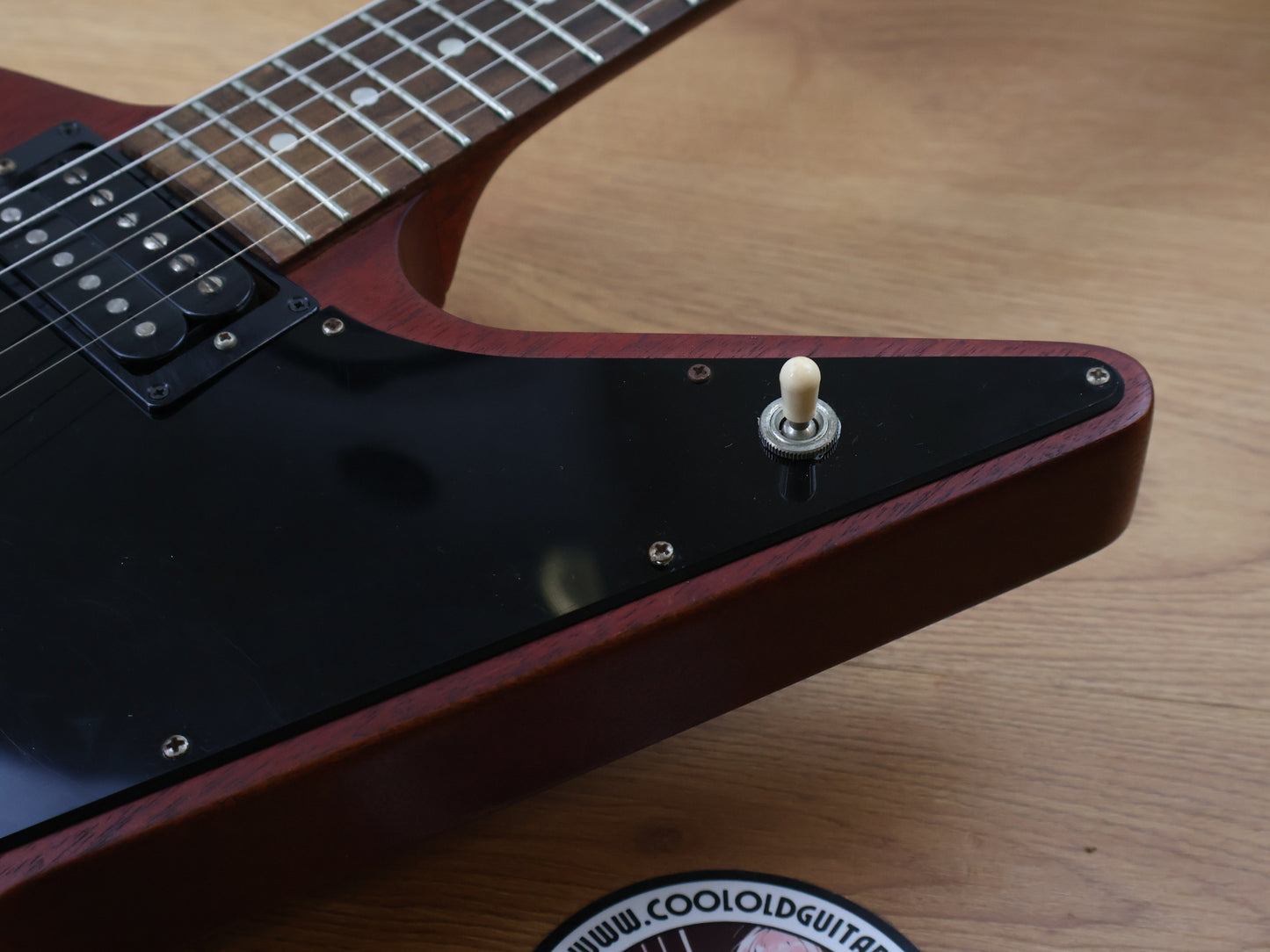 2008 Gibson USA '76 Reissue Explorer Satin (Faded Cherry)