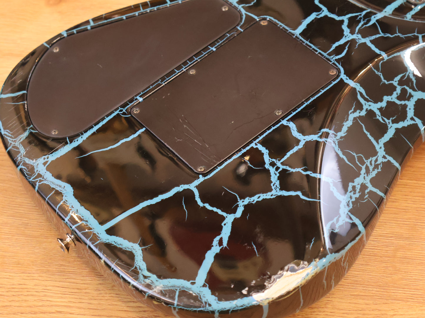 1990 Charvel Jackson Japan DK-090-SSH Dinky (Blue Crackle)