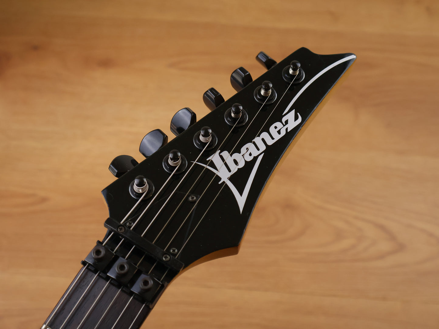 1989 Ibanez Japan RG570 Superstrat (Aged White)