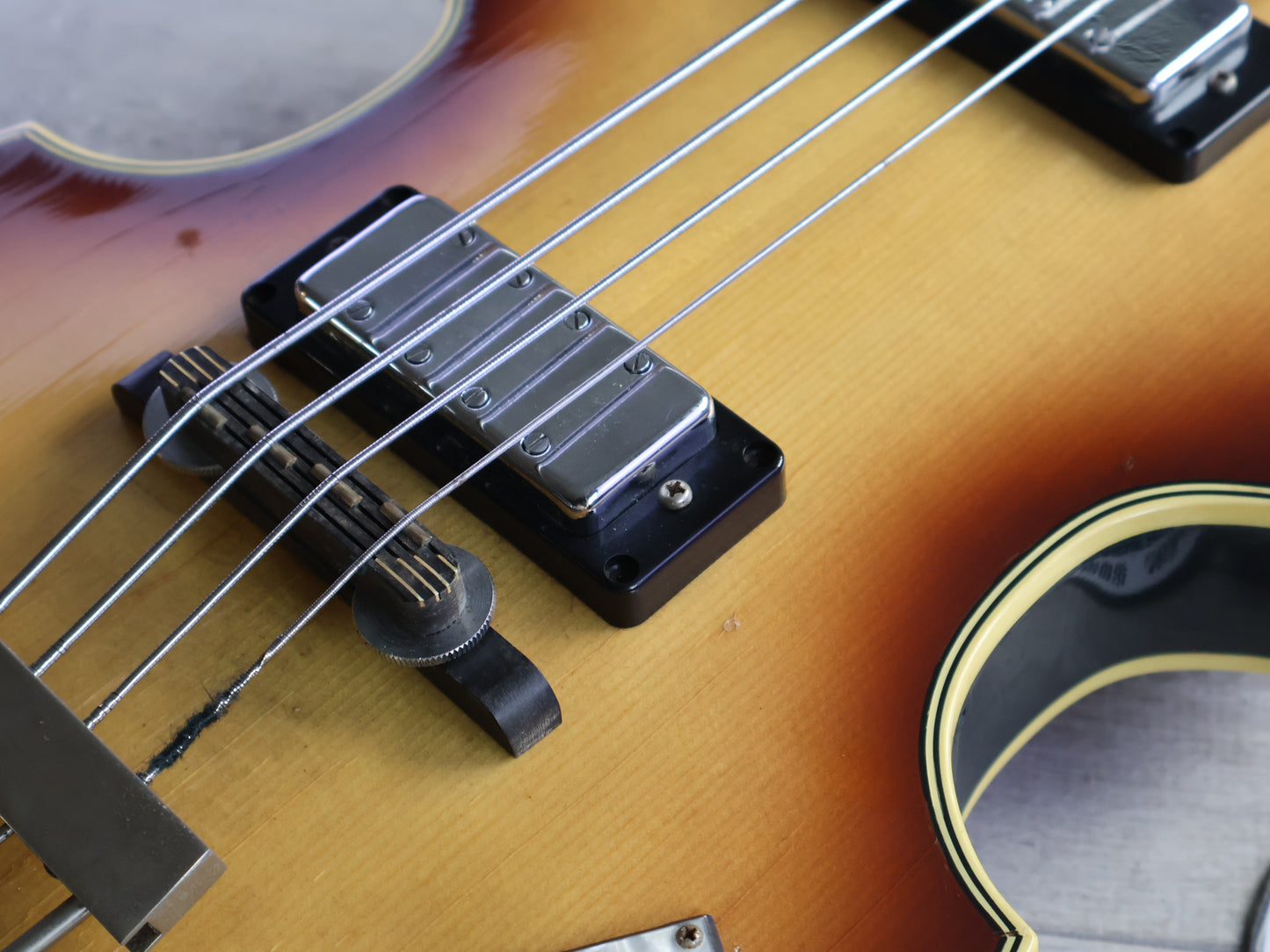 1975 Greco Japan VB-450 Violin Beatle Bass (Brown Sunburst)