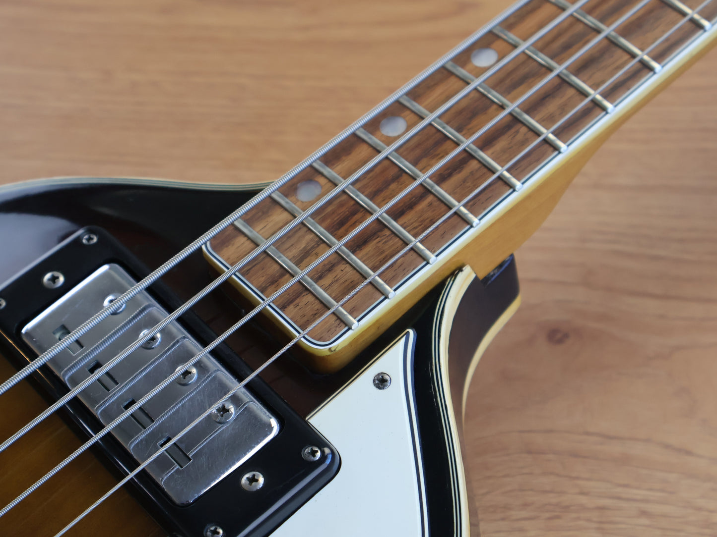 1970's Aria Diamond Japan Violin/Beatle Hollowbody Bass (Sunburst)