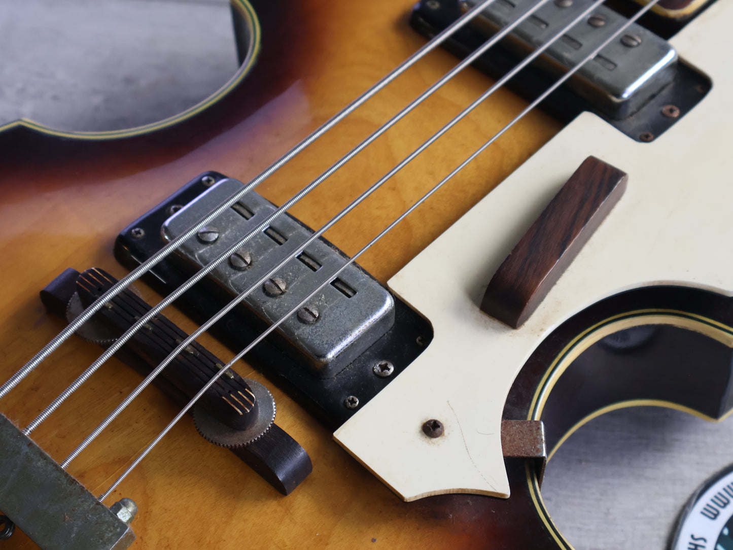 1971 Greco Japan VB-300 Violin Beatle Bass (Brown Sunburst)