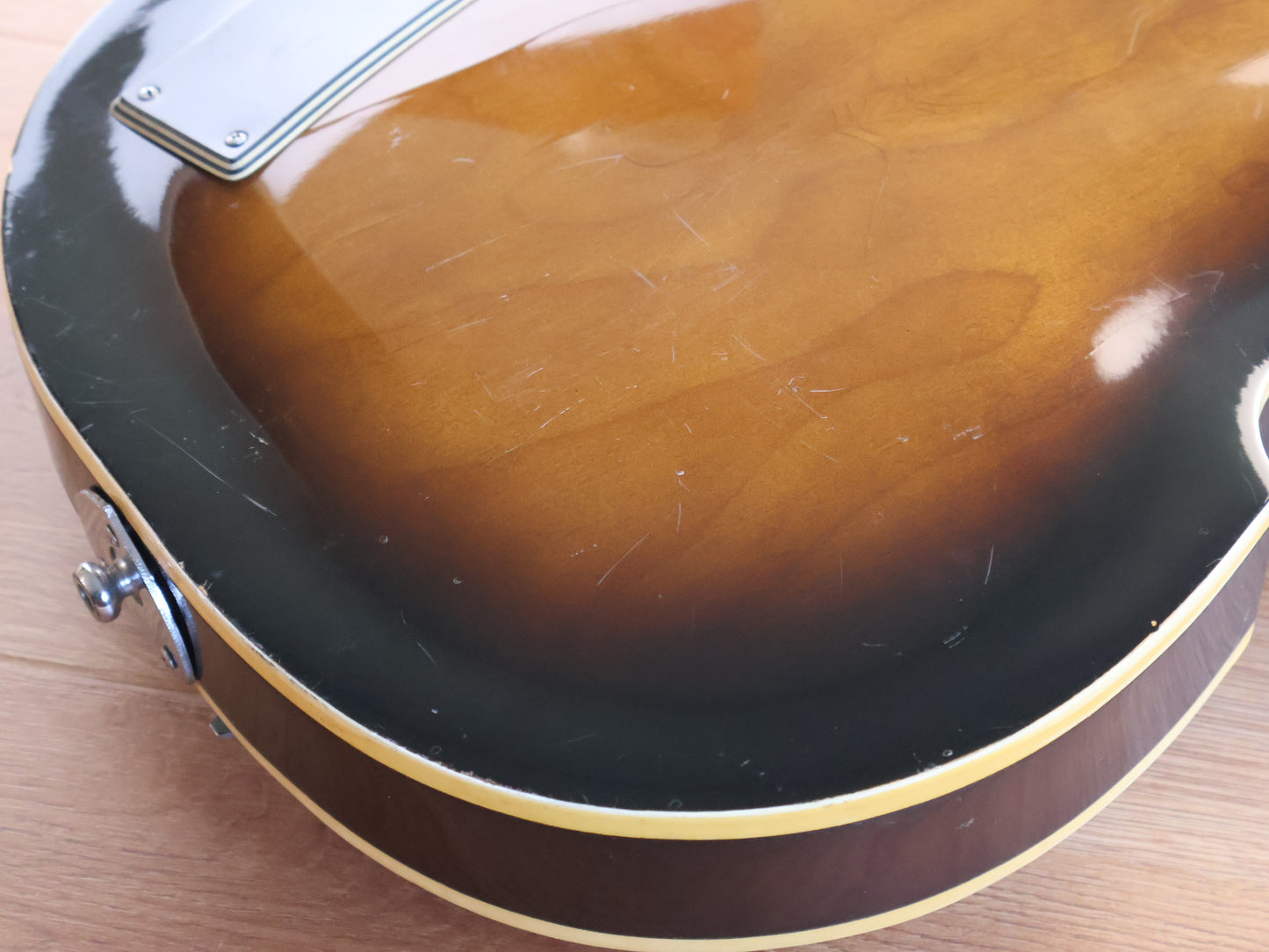 1970's Aria Diamond Japan Violin/Beatle Hollowbody Bass (Sunburst)