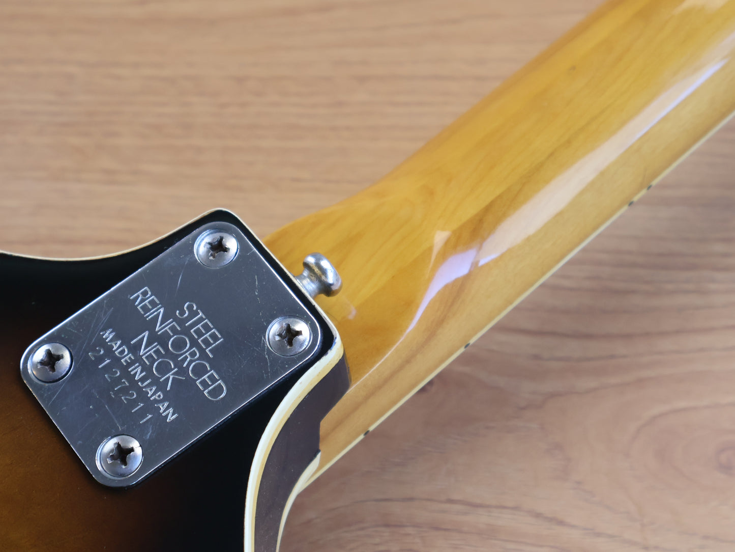 1970's Aria Diamond Japan Violin/Beatle Hollowbody Bass (Sunburst)