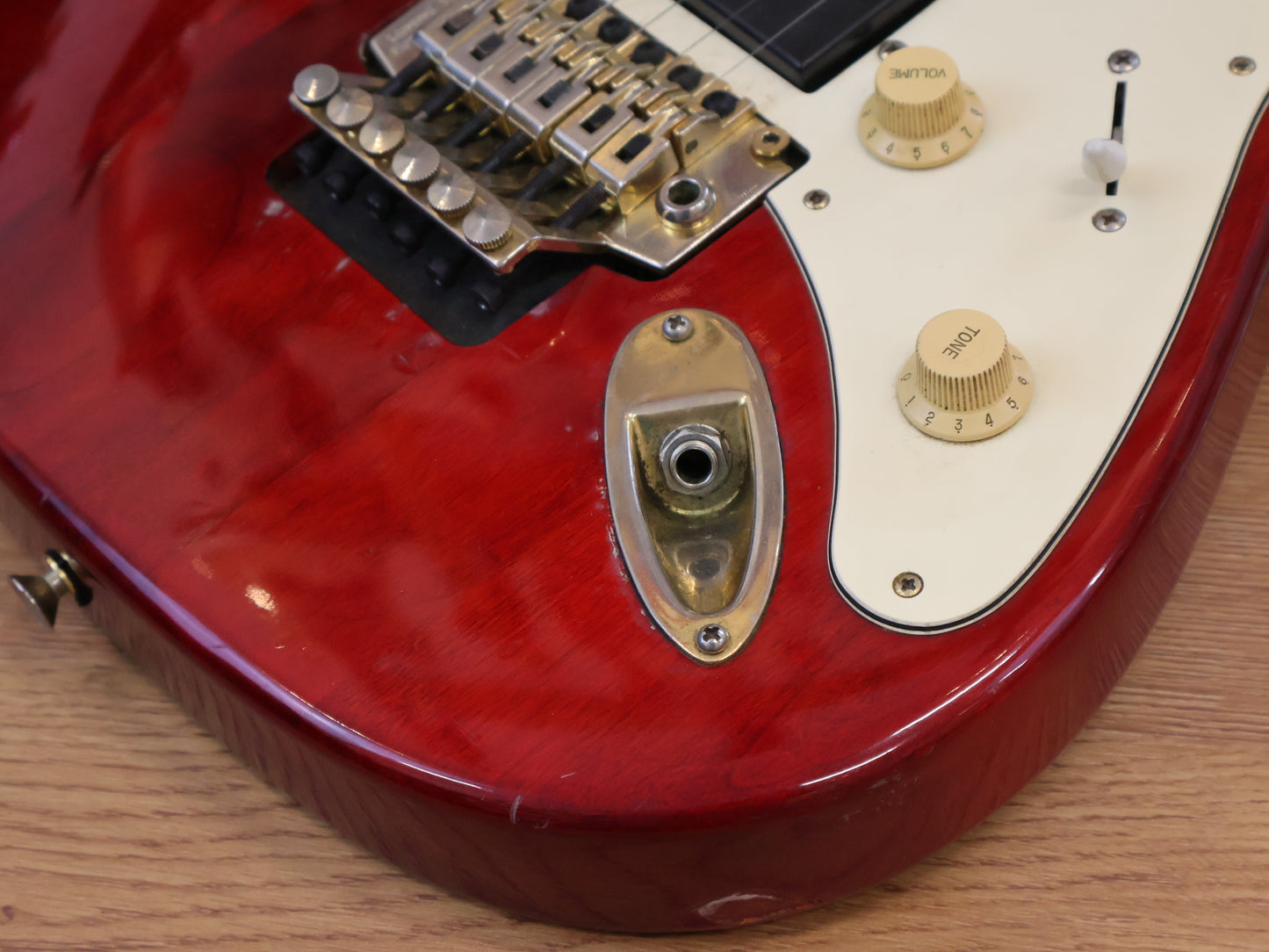 1995 Samick SSM-3 "Valley Arts Custom Pro Shop" Stratocaster (Transparent Red)