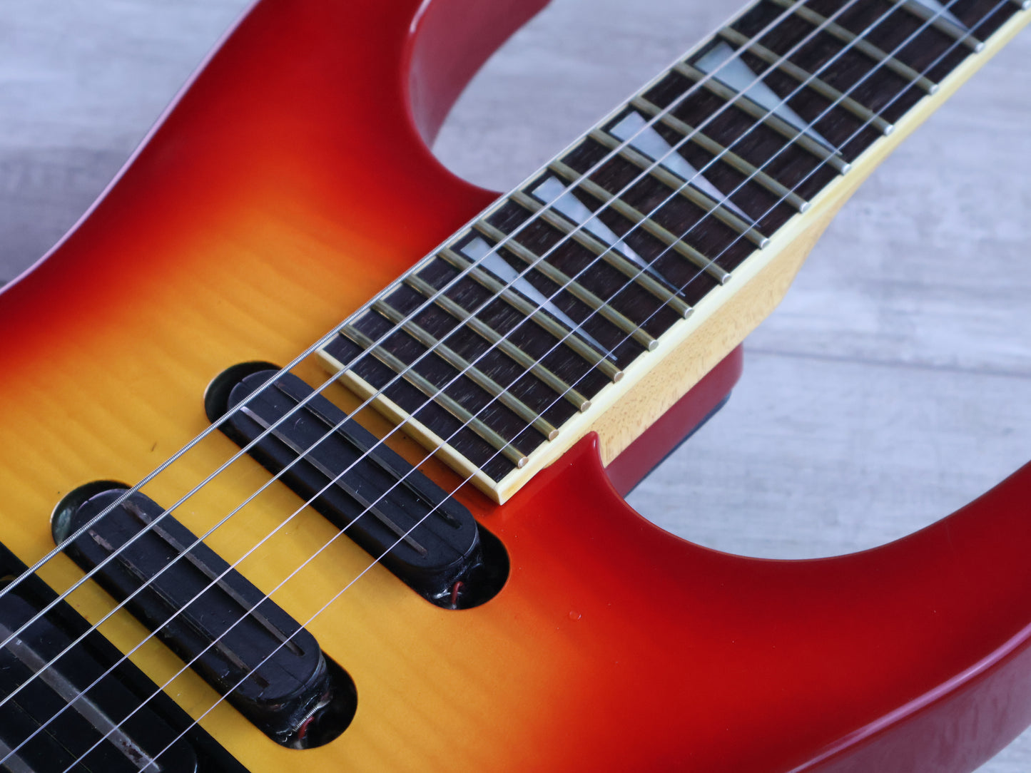 1993 Jackson Japan Professional Series Fusion XL HSS Superstrat (Cherry Sunburst)