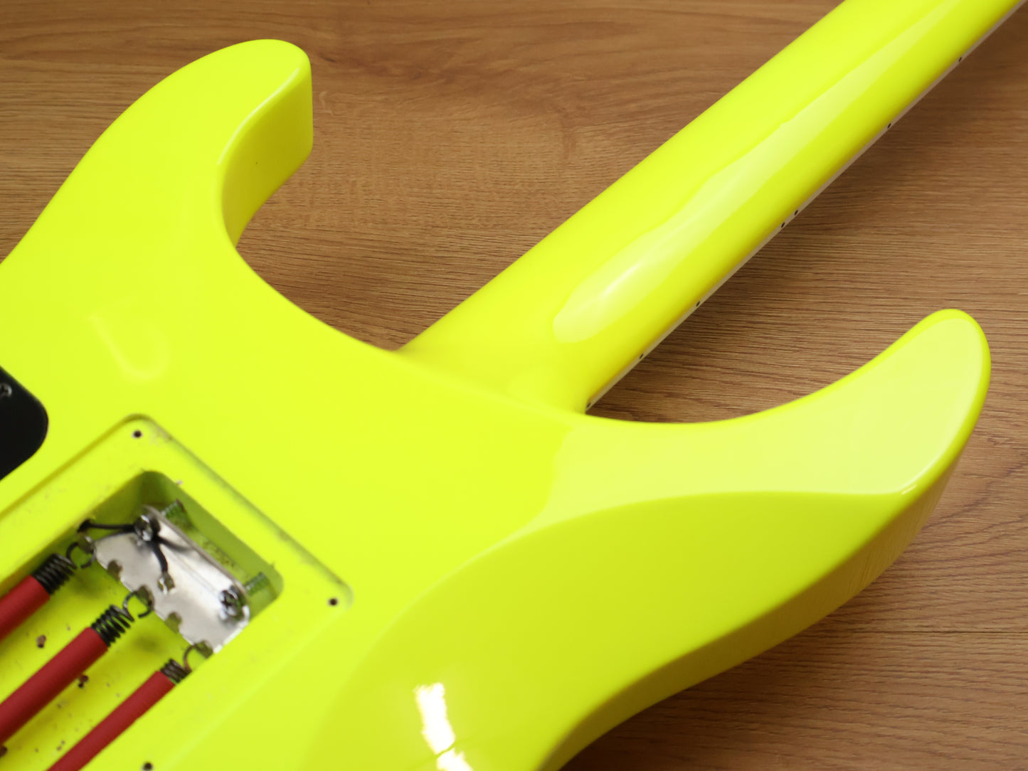 2019 Jackson SL3X Soloist (Neon Yellow)