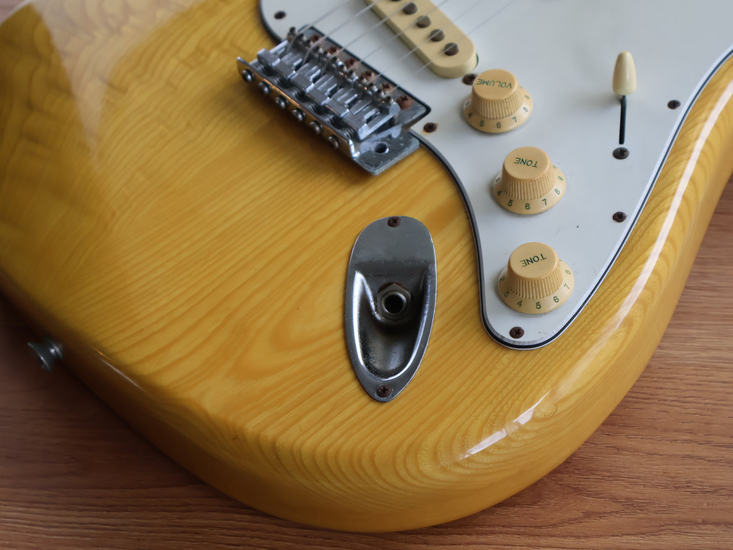 1979 Yamaha Japan SR400 "Super Rock'n Roller" Stratocaster (Natural)