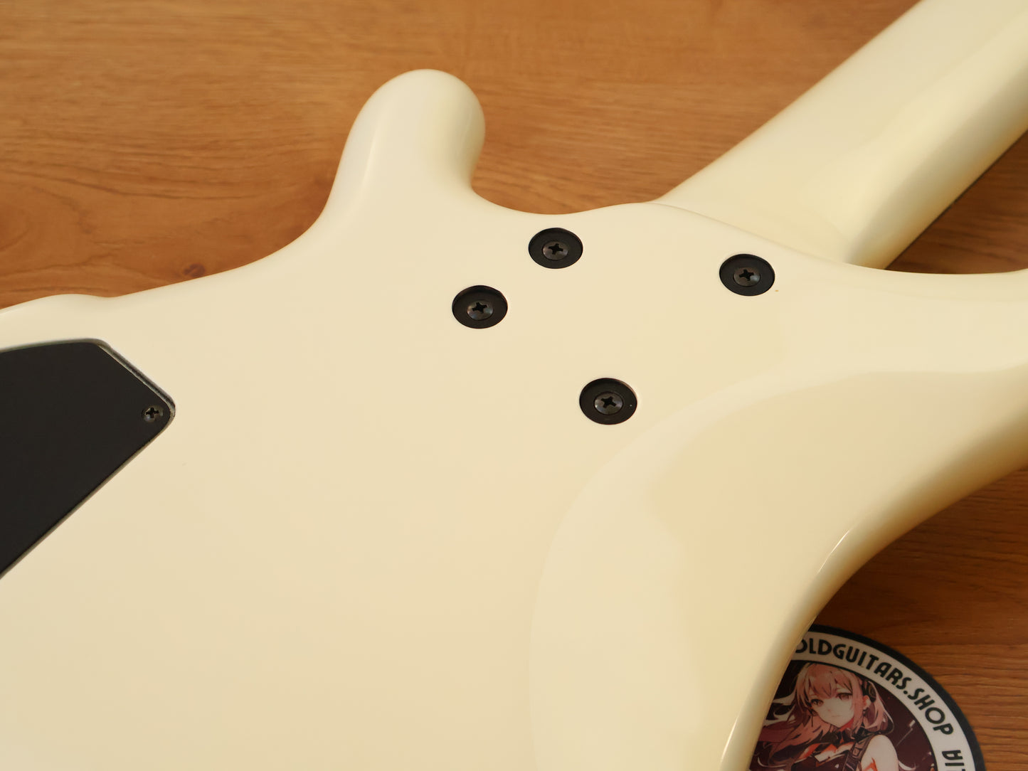 1990's Tune Bass Maniac TP-05 5-String Bass (Pearl White)